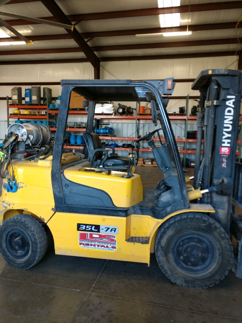 Used 2012 Hyundai 35L7A in Van Buren, AZ