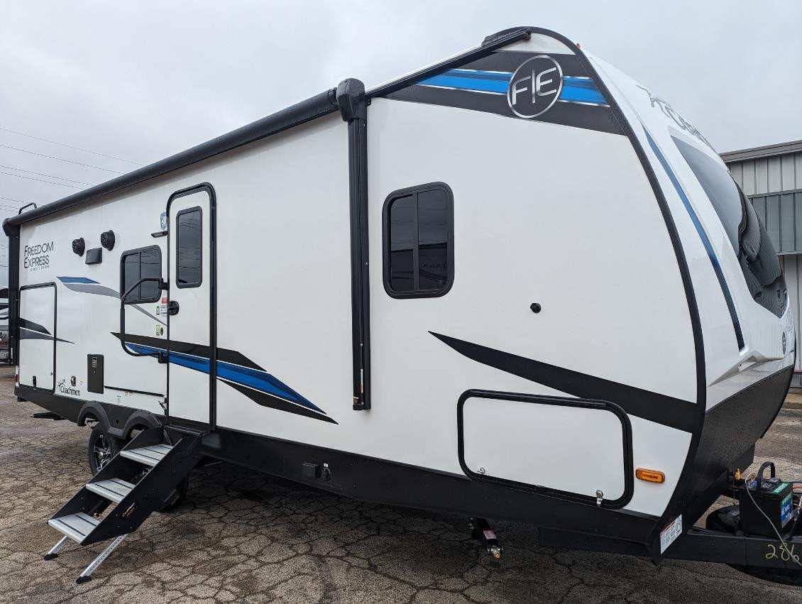 25 Express Rv RV Travel Trailers & Campers for Sale in Illinois