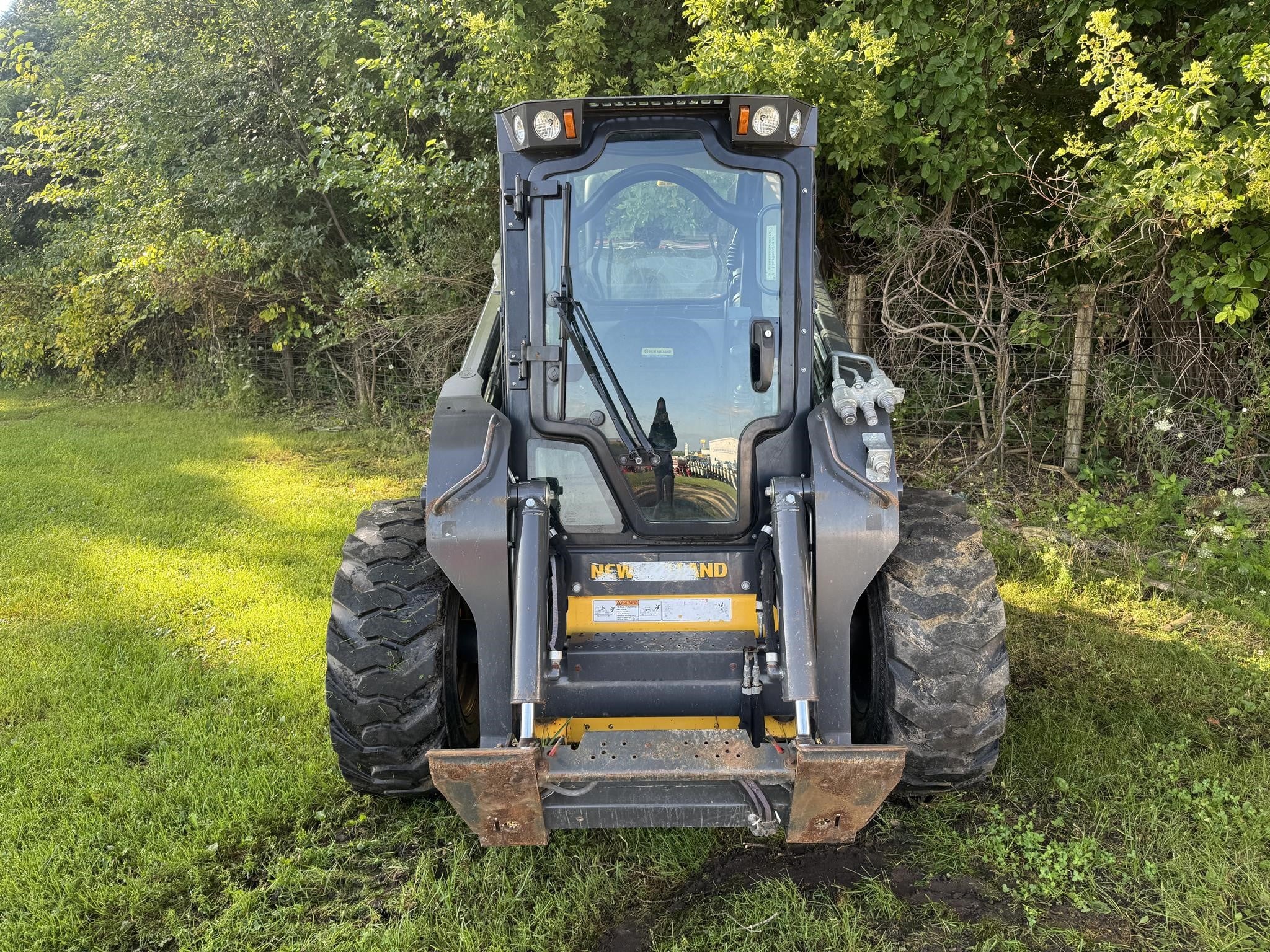 2022 New Holland L334