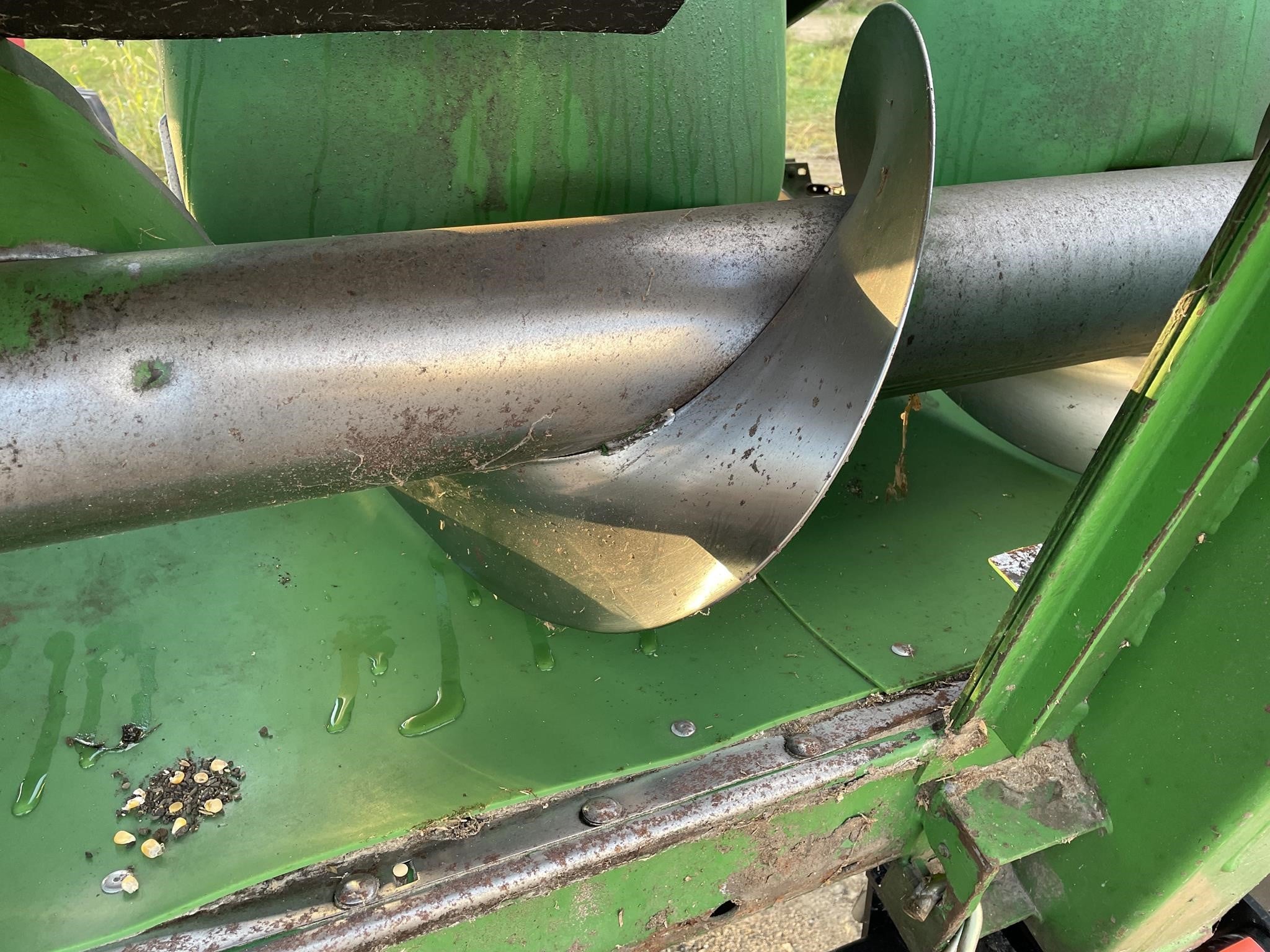 2004 John Deere 893