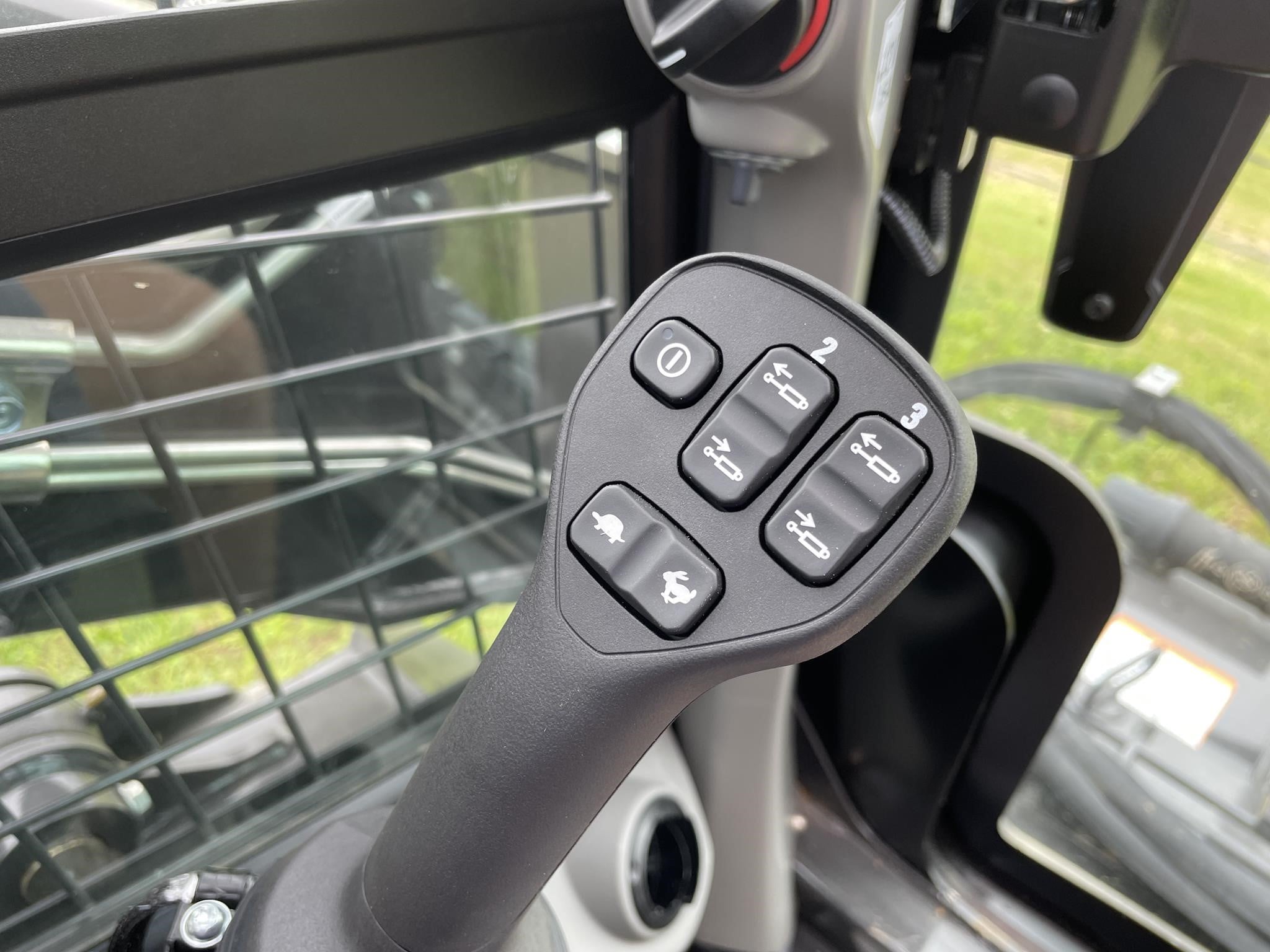 2026 New Holland C332