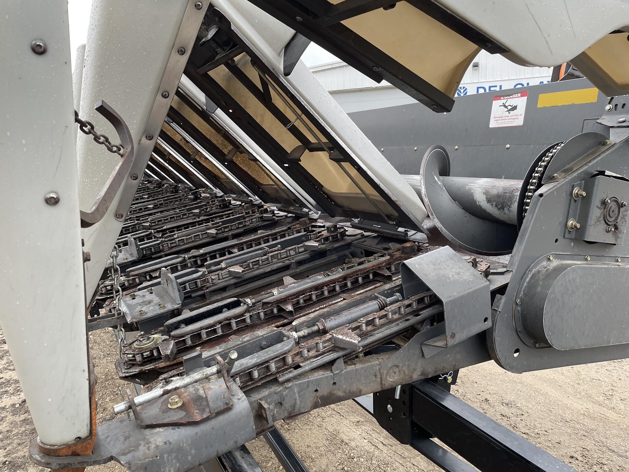 2011 Gleaner 3000