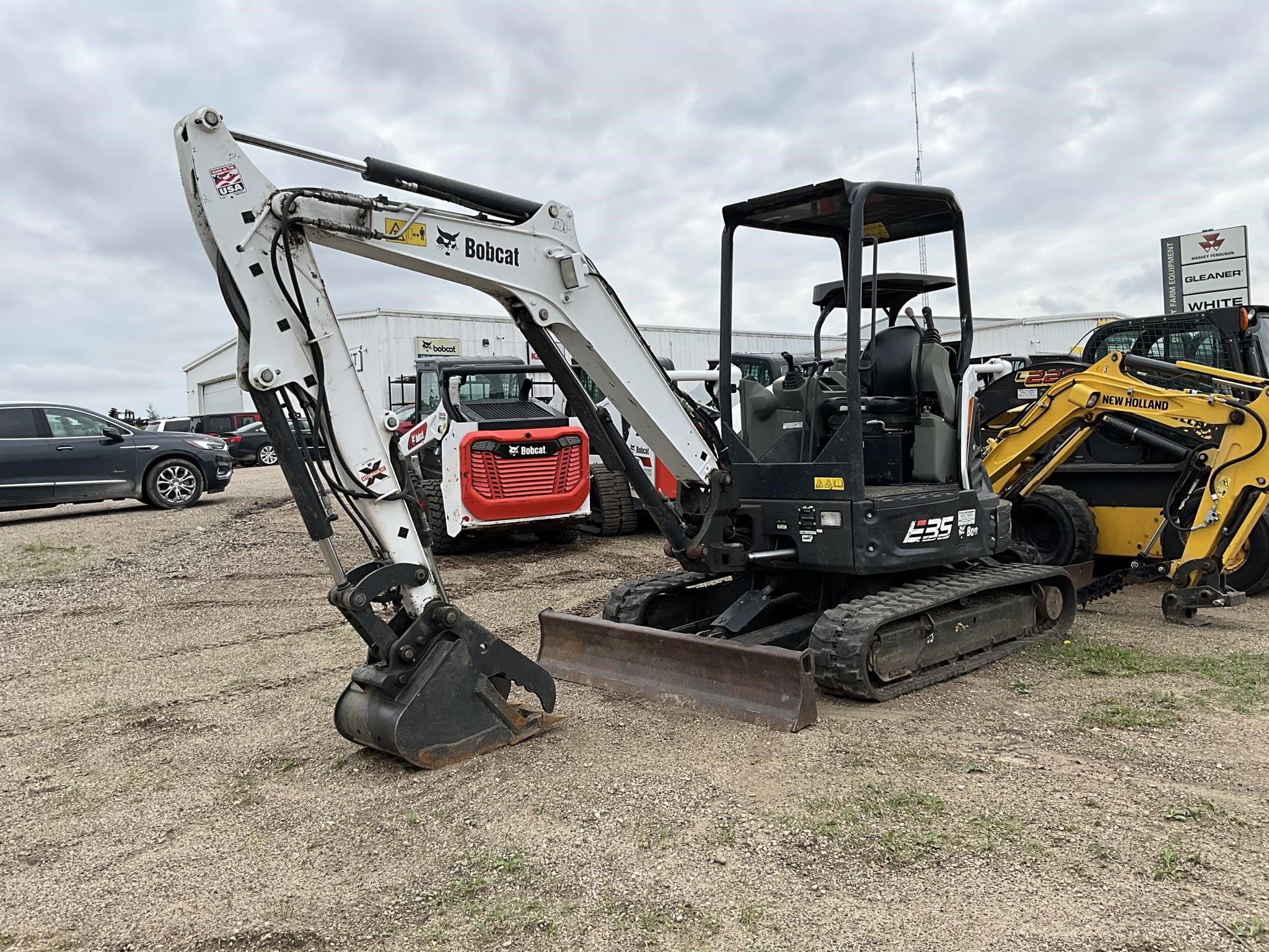 Photo of a 2019 Bobcat E35