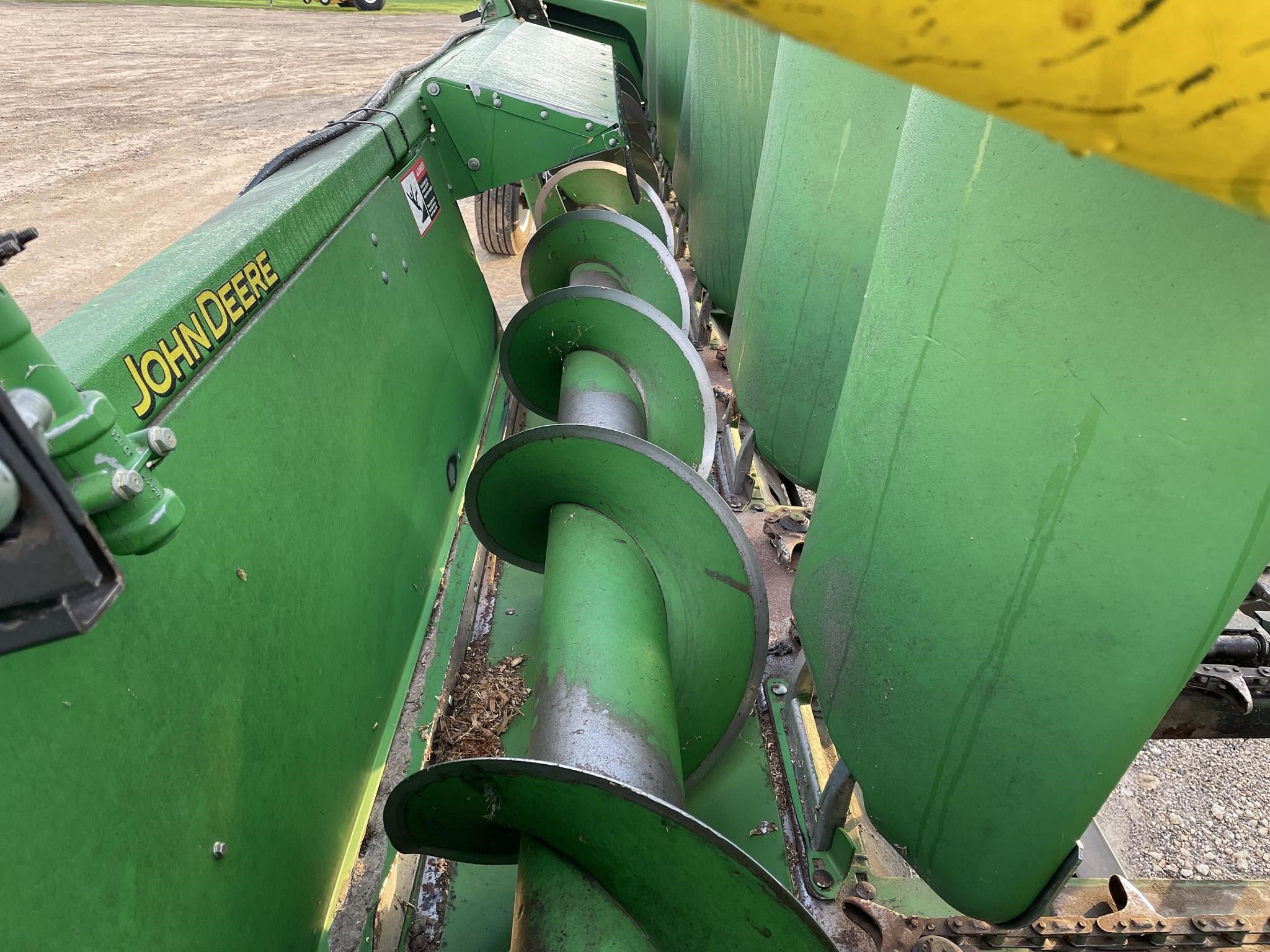 2004 John Deere 893