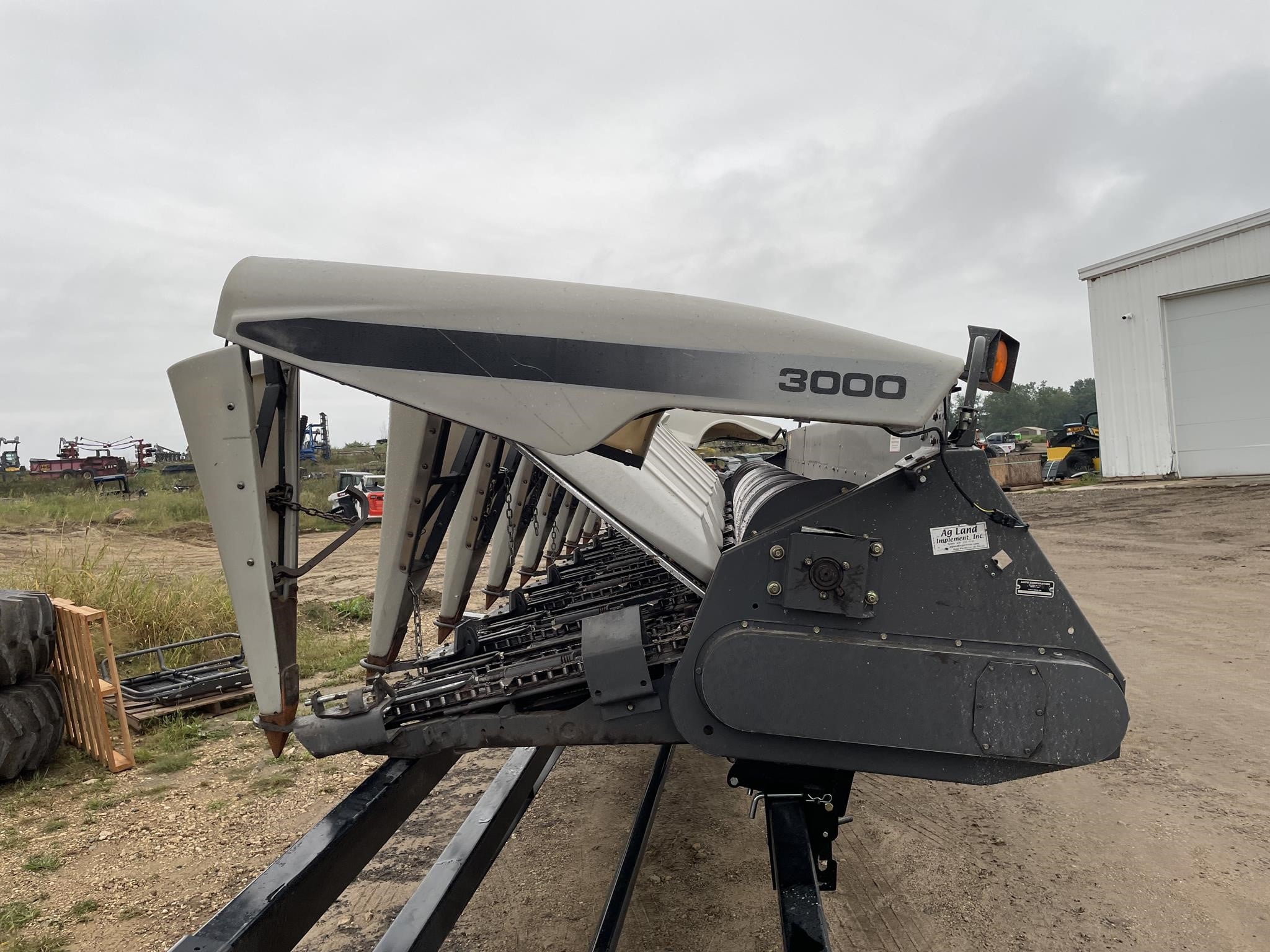 2011 Gleaner 3000