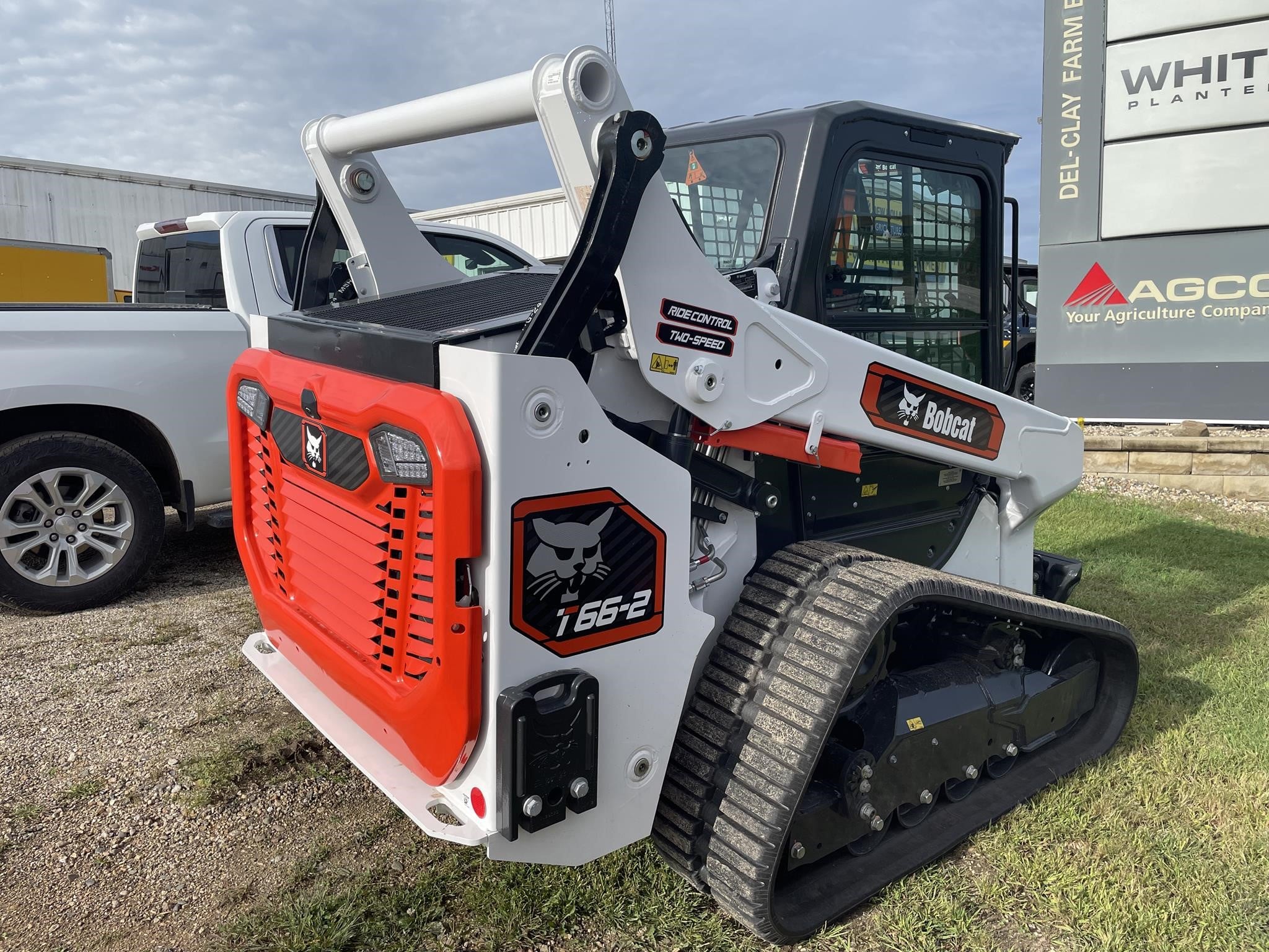 2026 Bobcat T66-2
