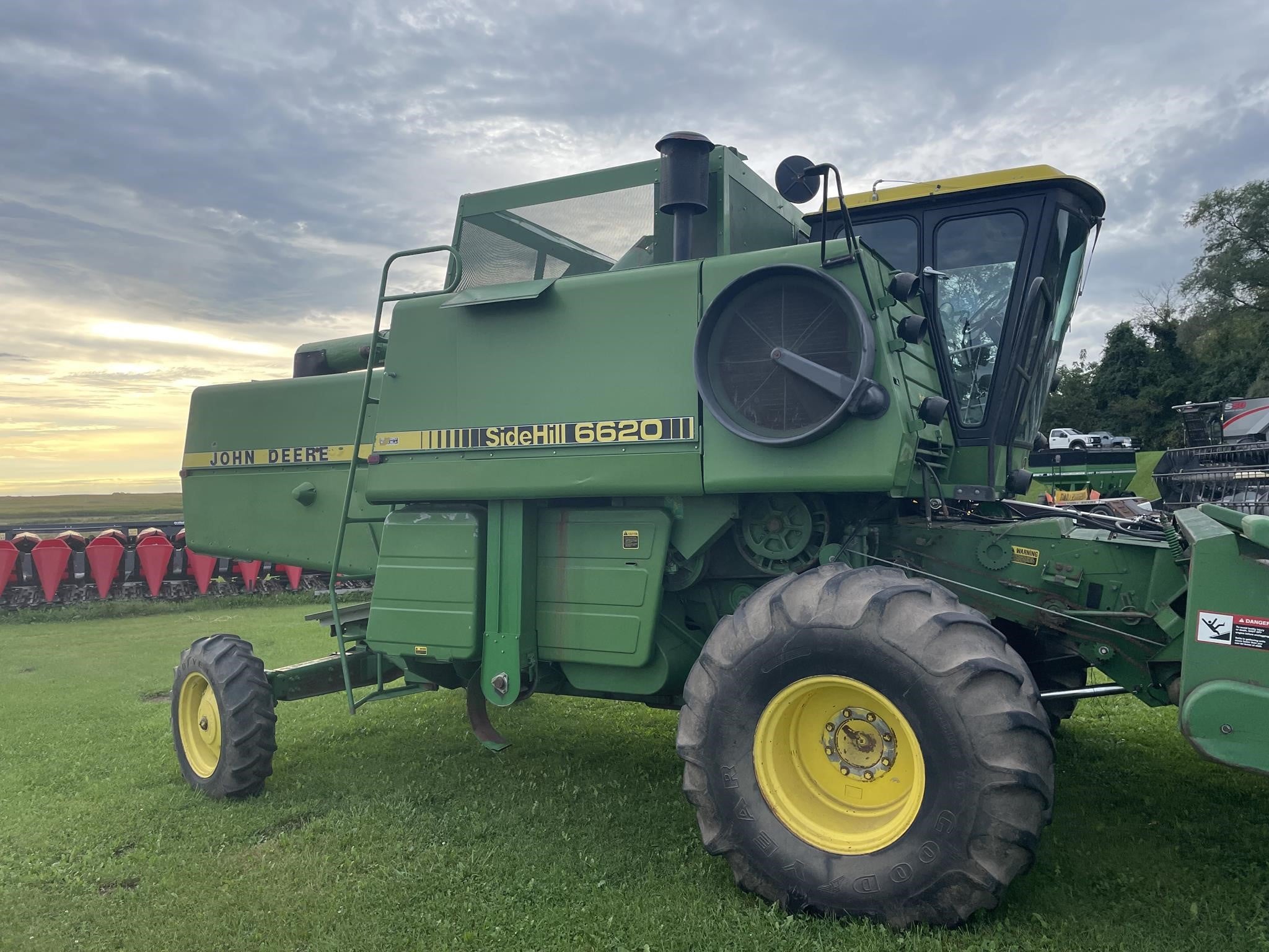 1983 John Deere 6620SH