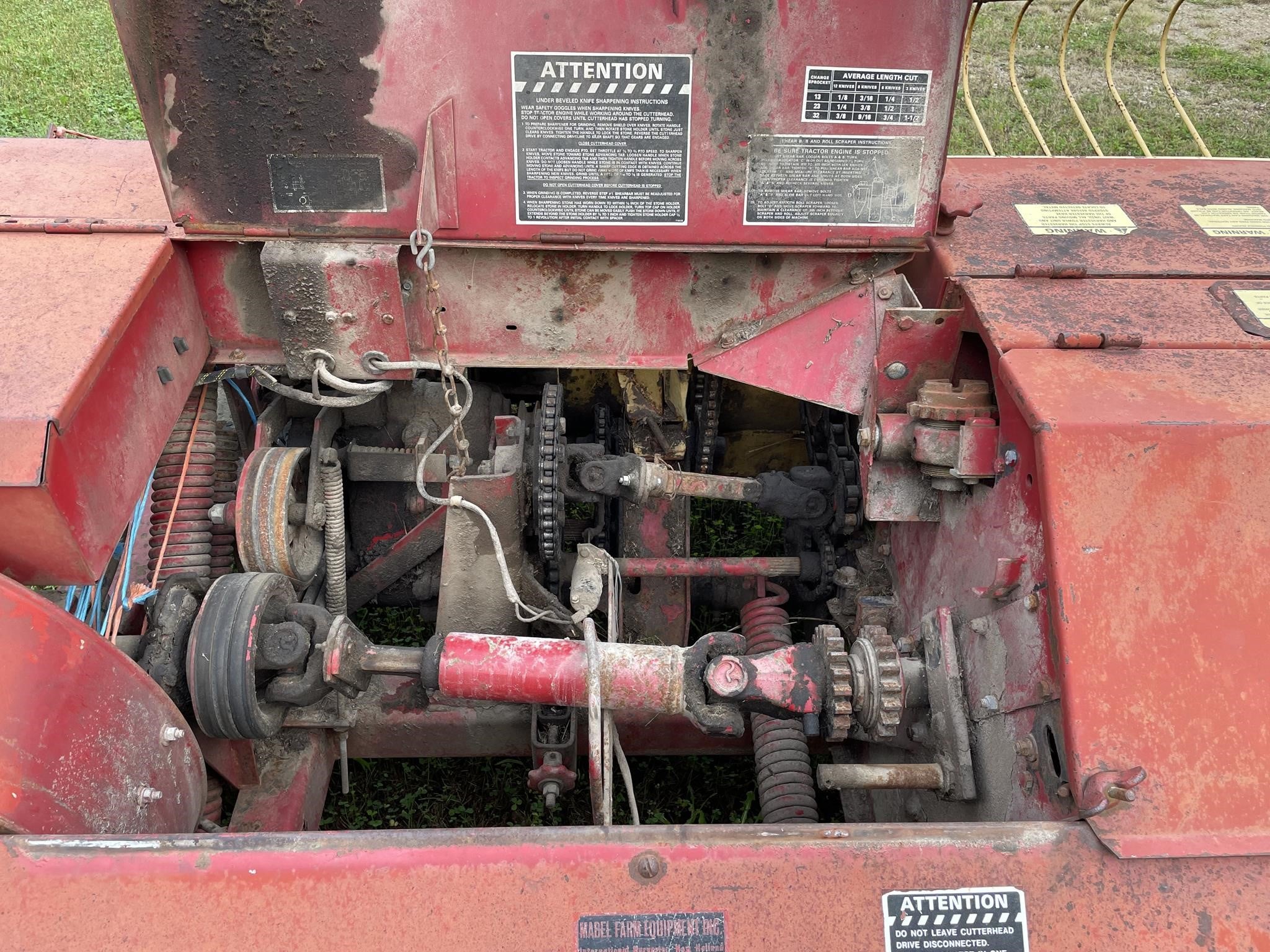 0 New Holland 892