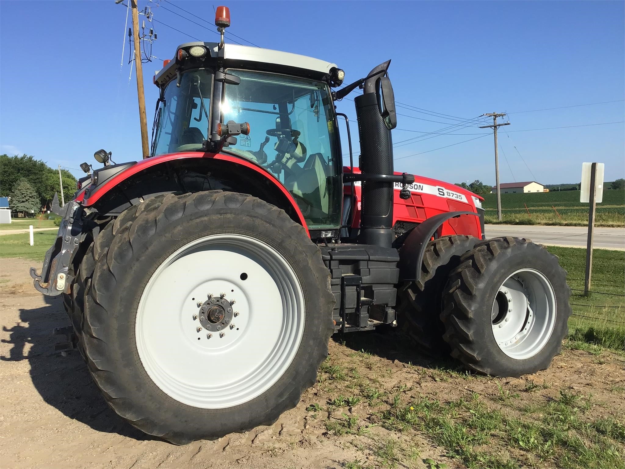 2019 Massey Ferguson 8735S