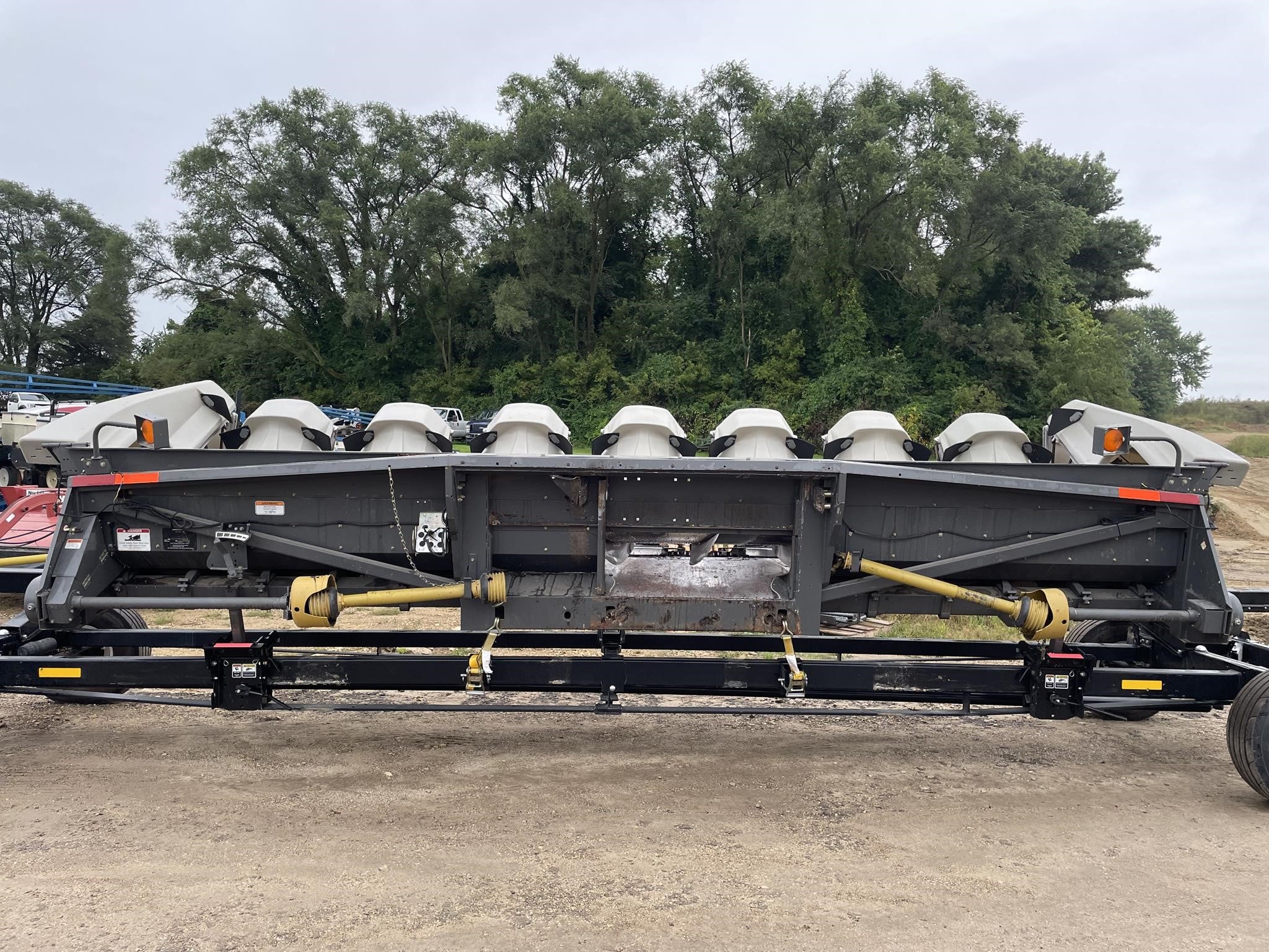 2011 Gleaner 3000