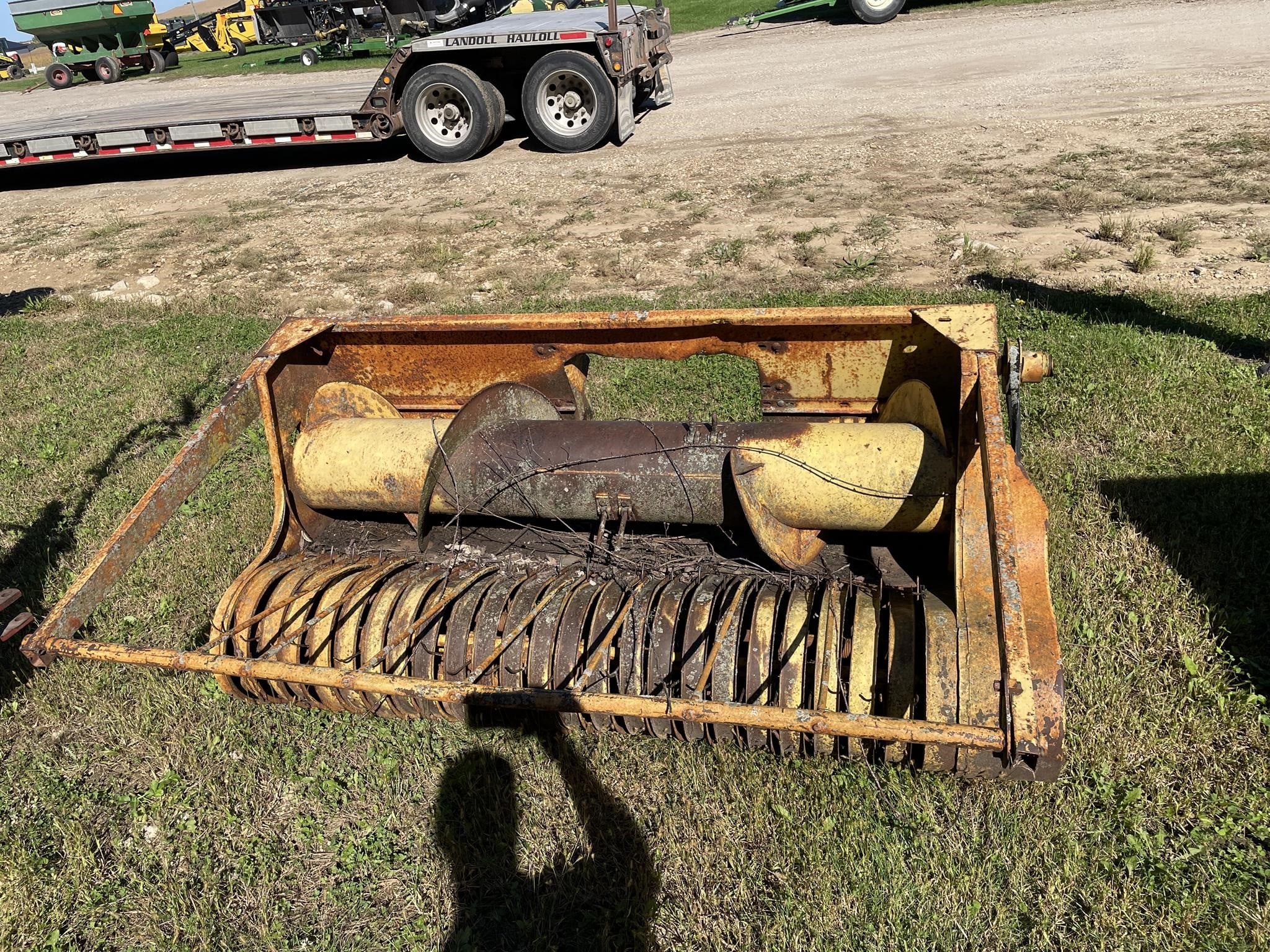 0 New Holland 718