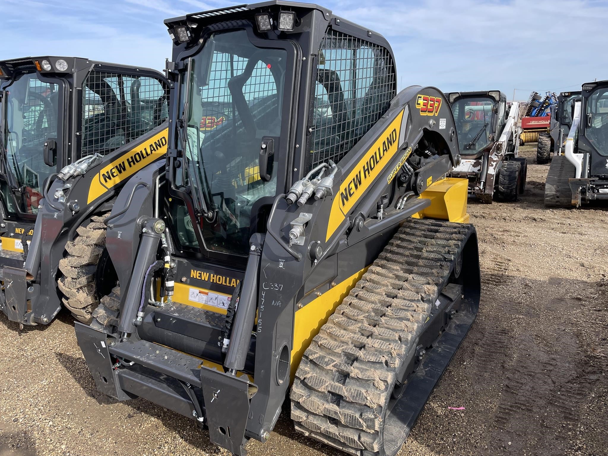 Photo of a 2026 New Holland C337