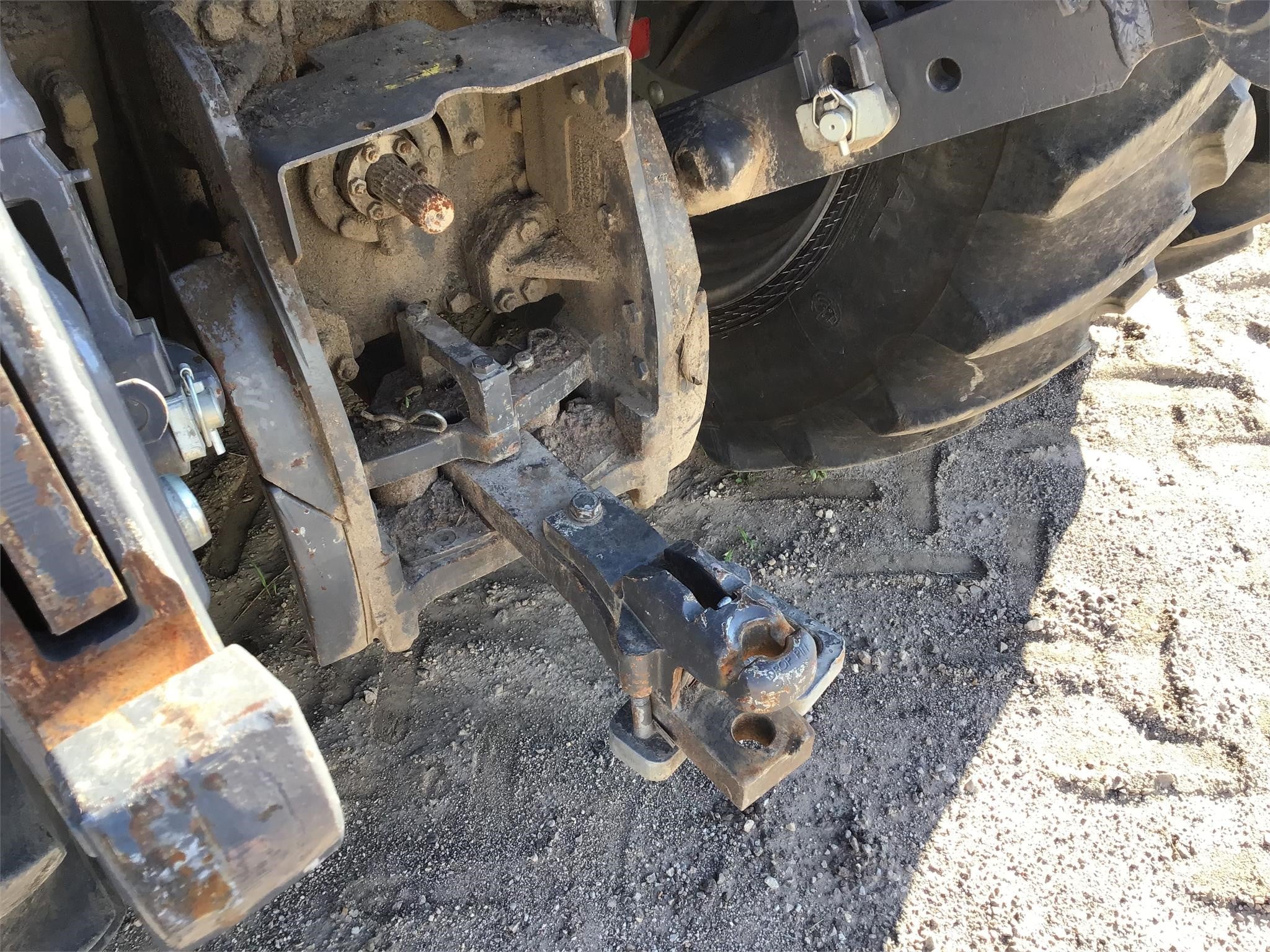 2019 Massey Ferguson 8735S