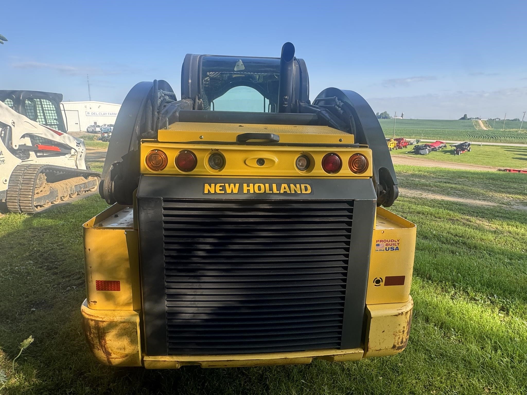 2022 New Holland L334