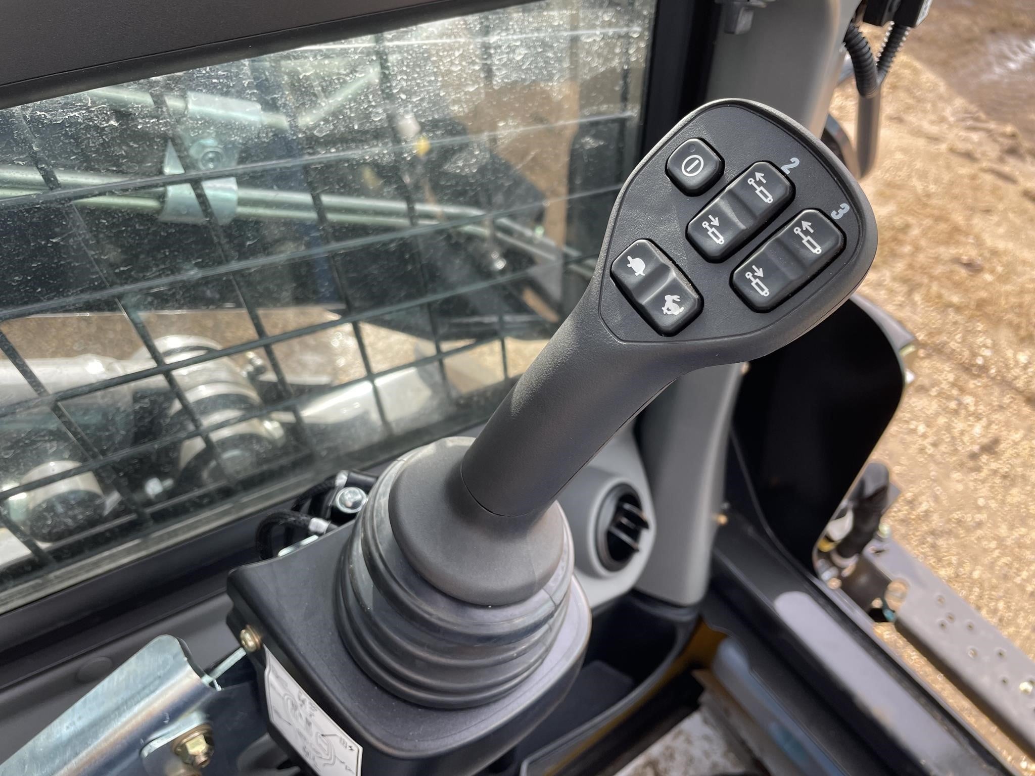 2026 New Holland C337