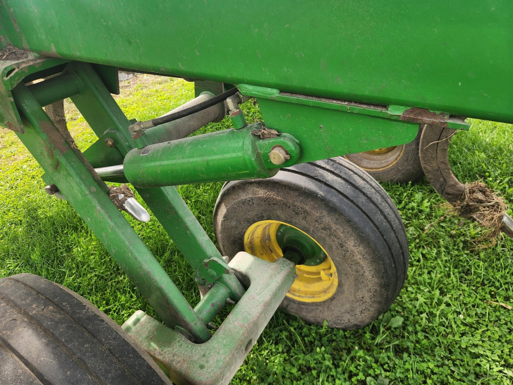 2009 John Deere 512