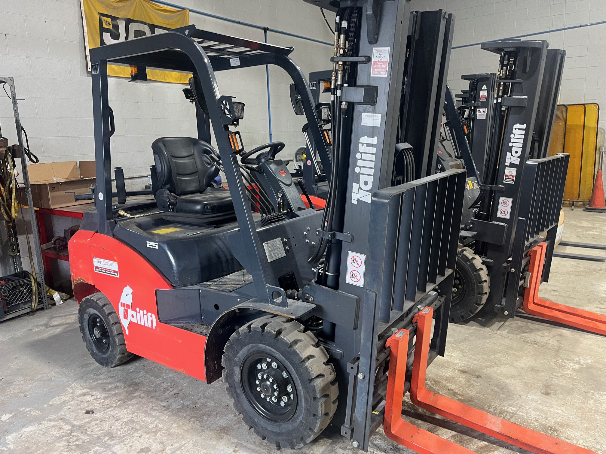 Photo of a 2024 Tailift PFG25