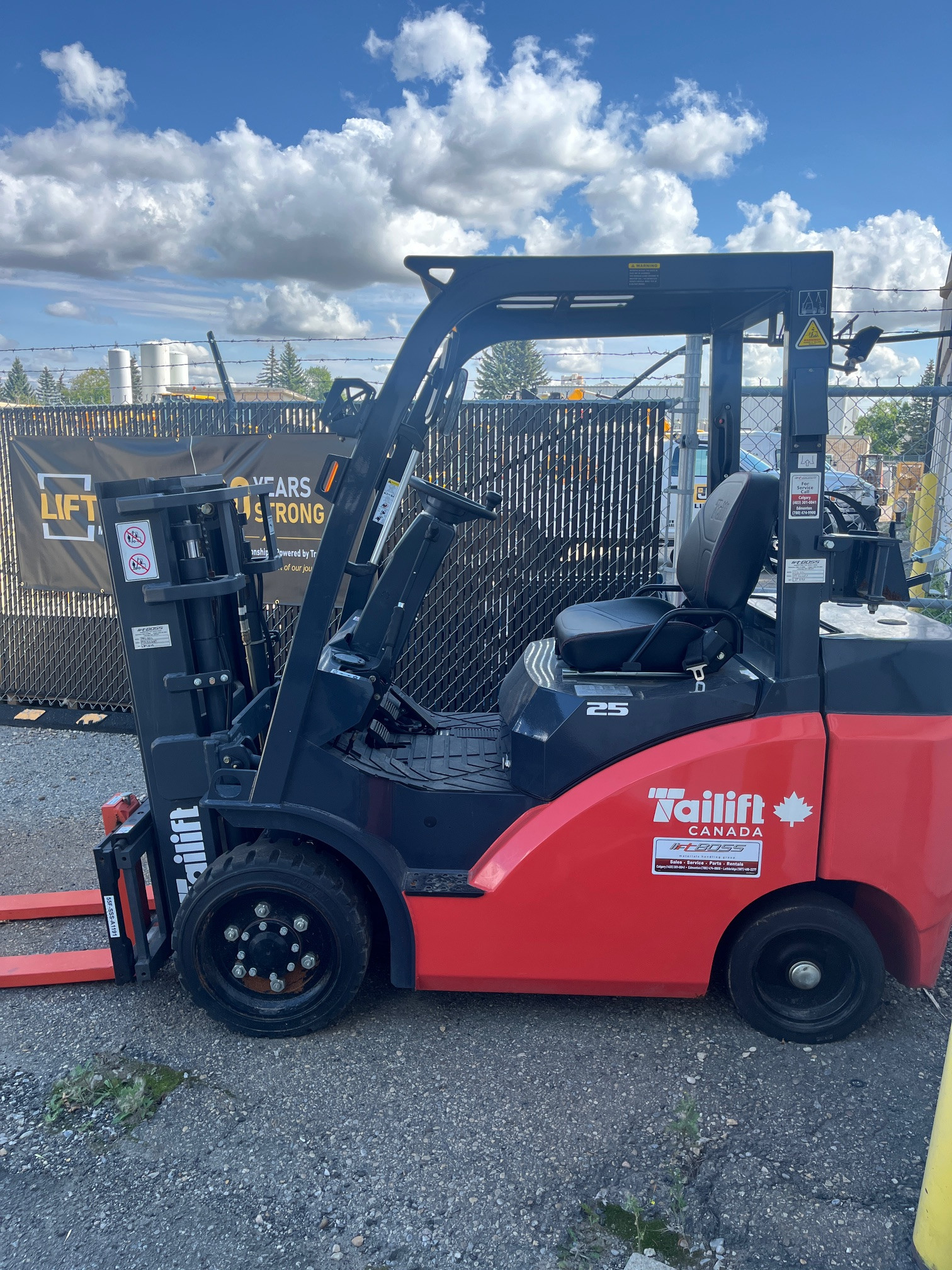 2026 Tailift PFG25C