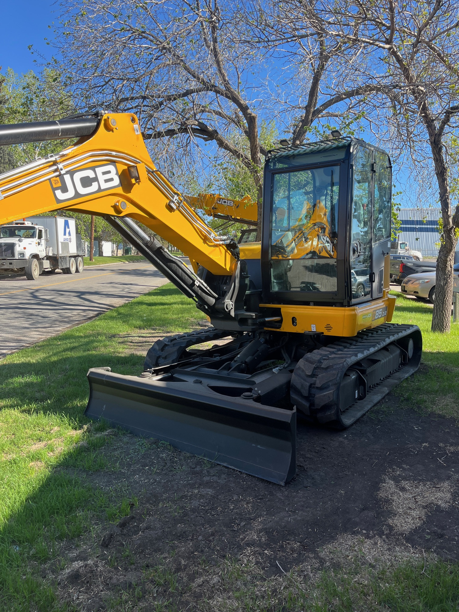 Photo of a 2025 JCB 85Z-2