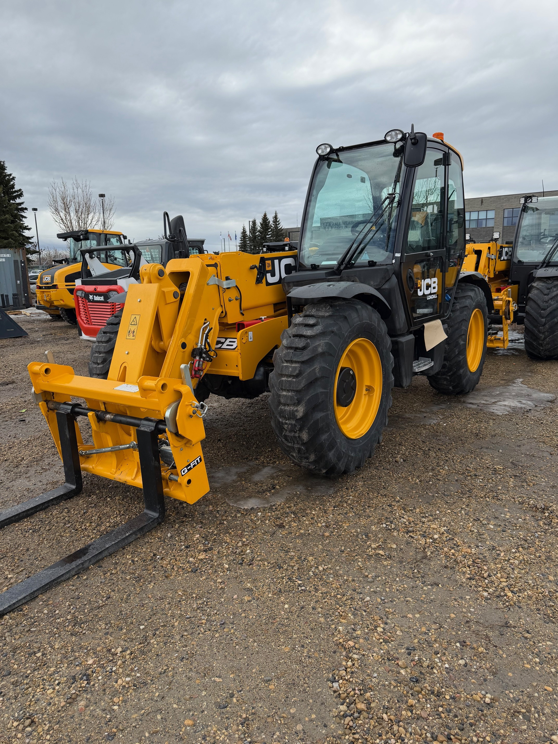 Photo of a 2026 JCB 509-23TC