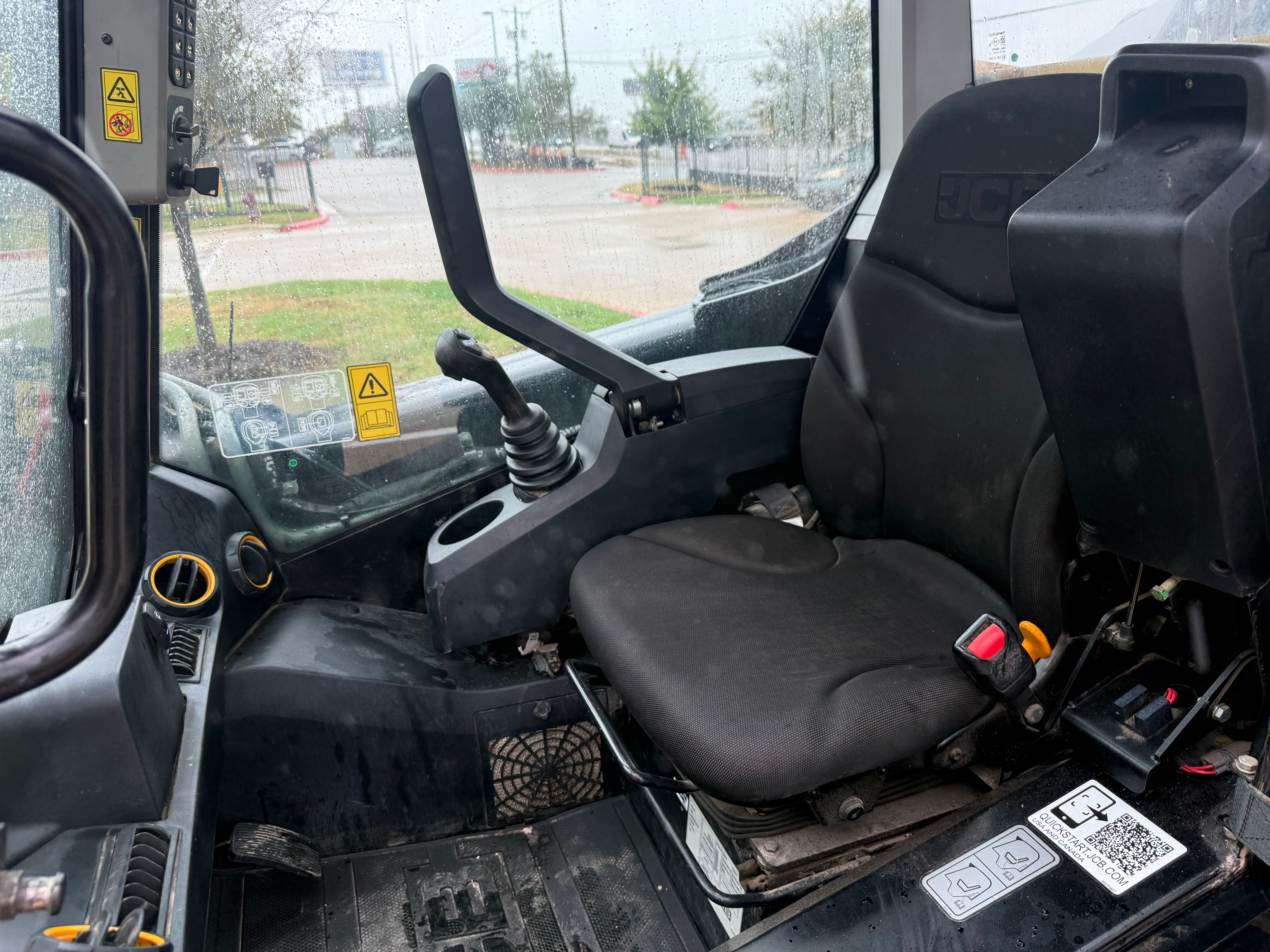 2024 JCB 270T