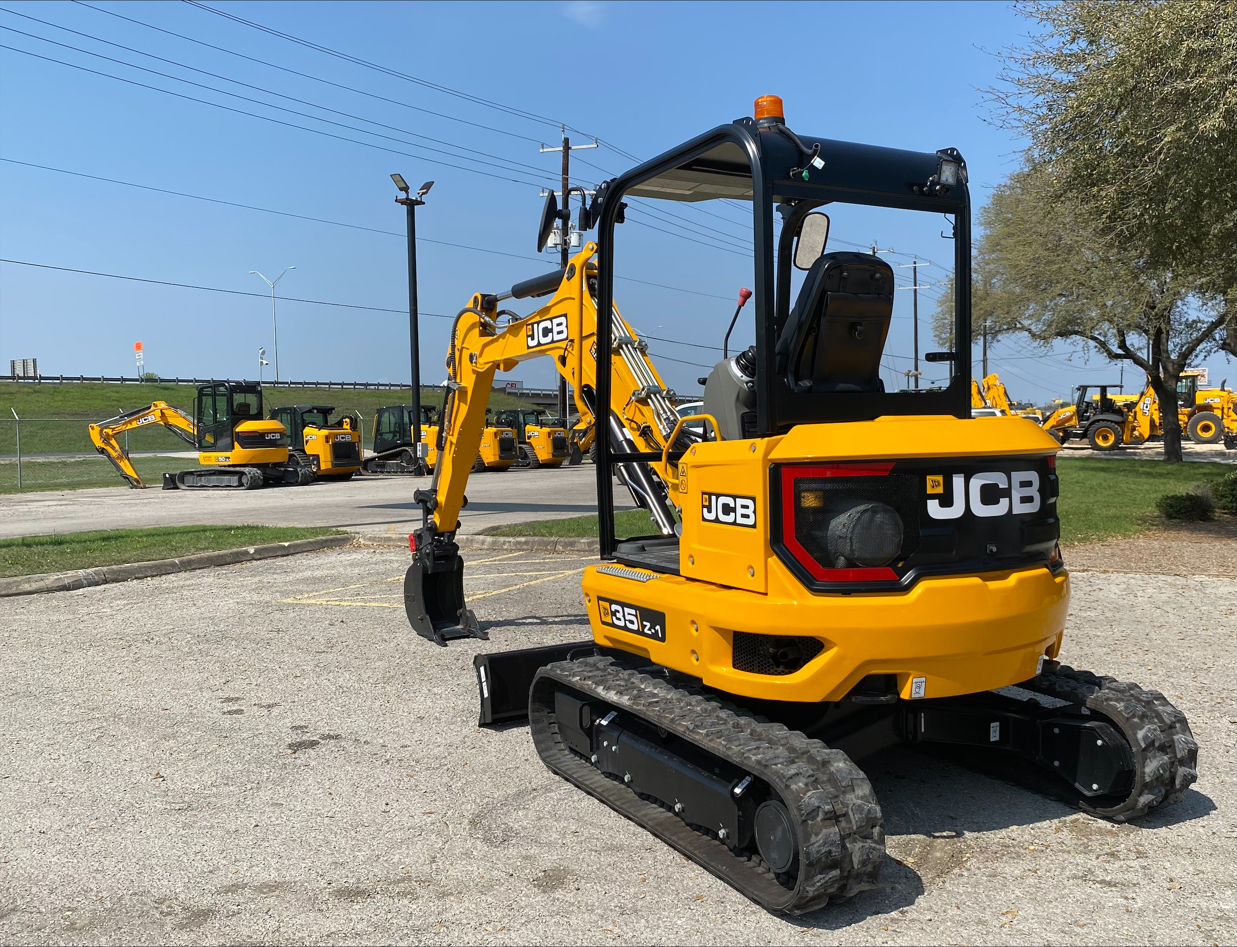 2026 JCB 35Z-1