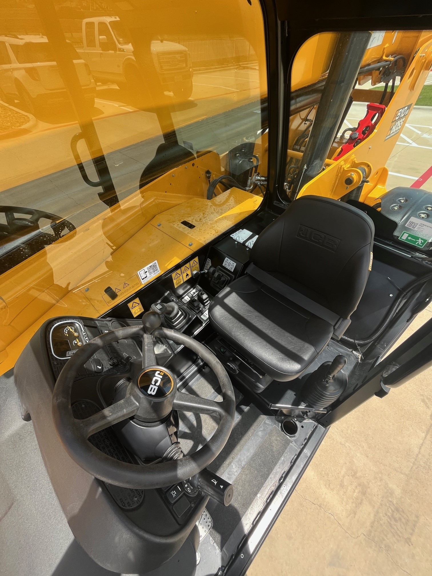 Photo of a 2026 JCB 510-56