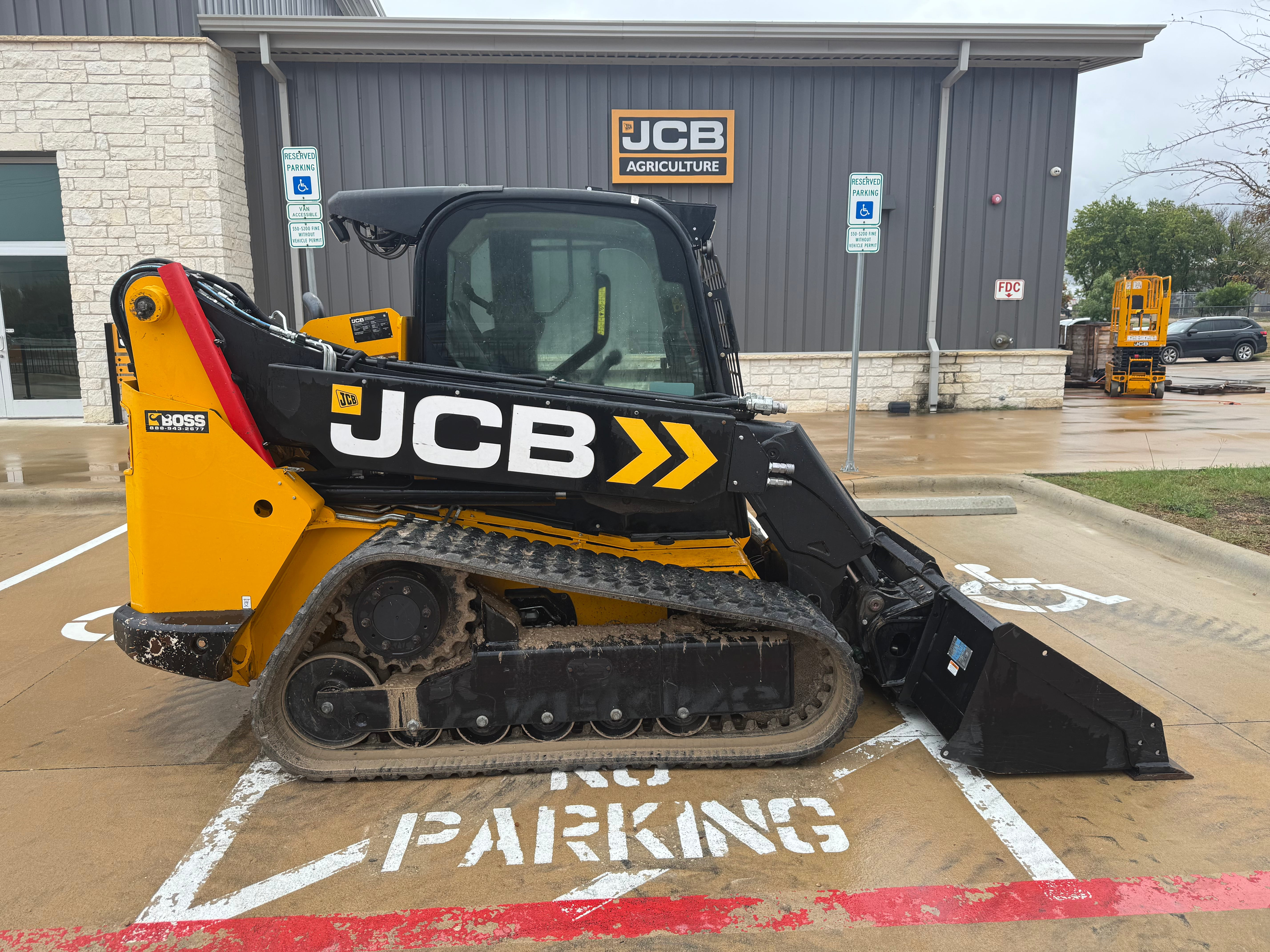 2022 JCB 3TS-8T