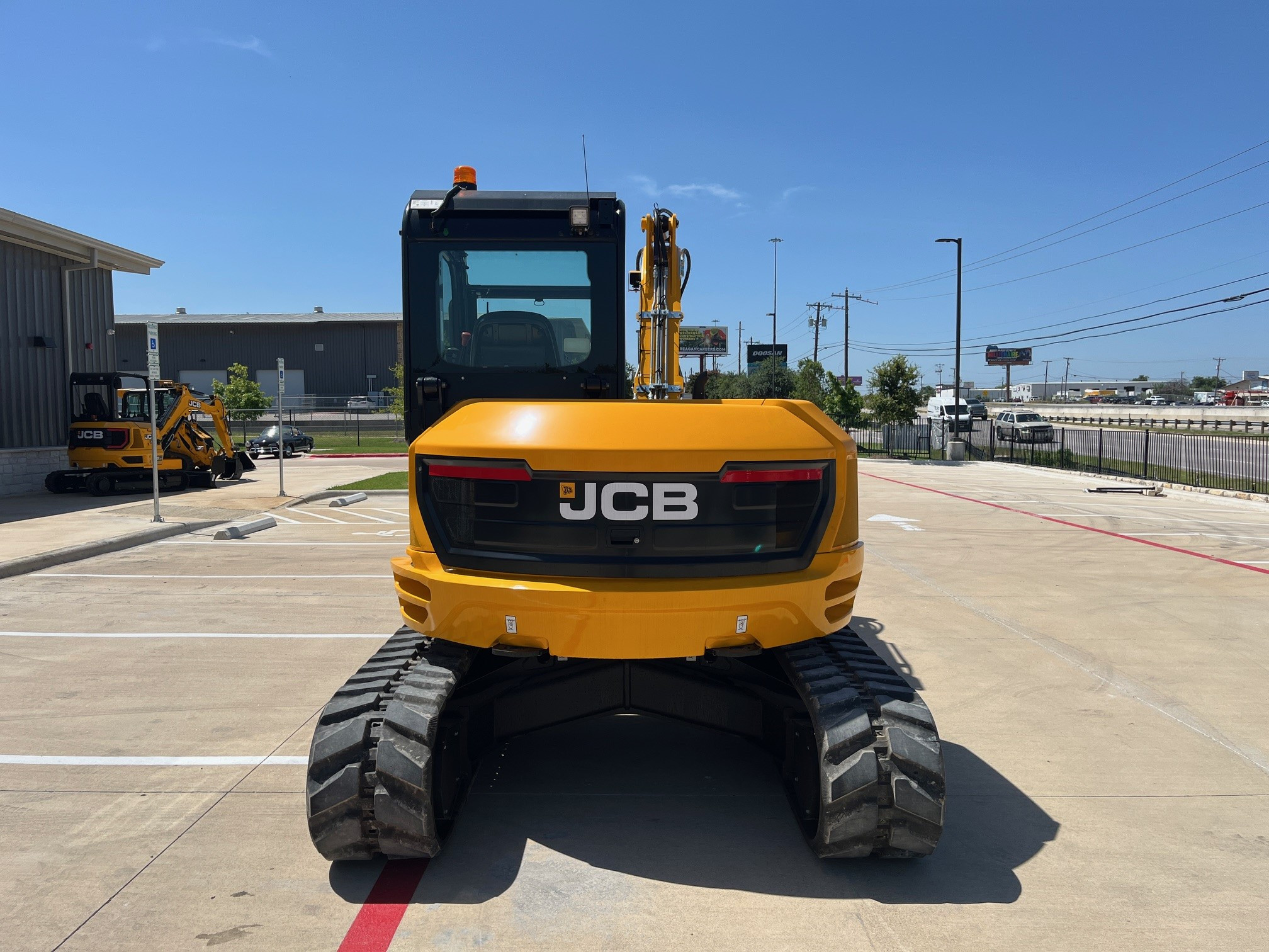 2026 JCB 85Z-2