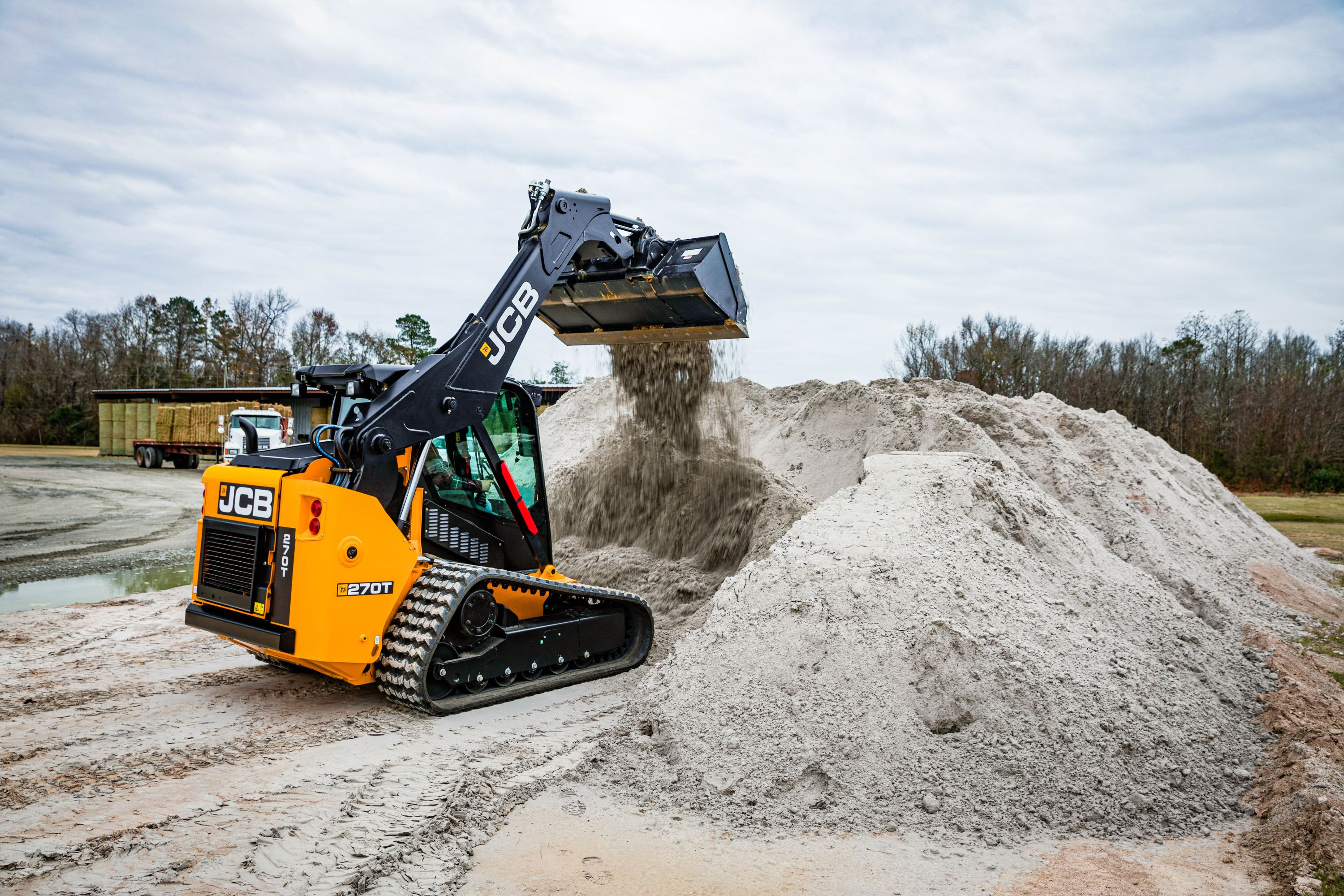 2026 JCB 270T