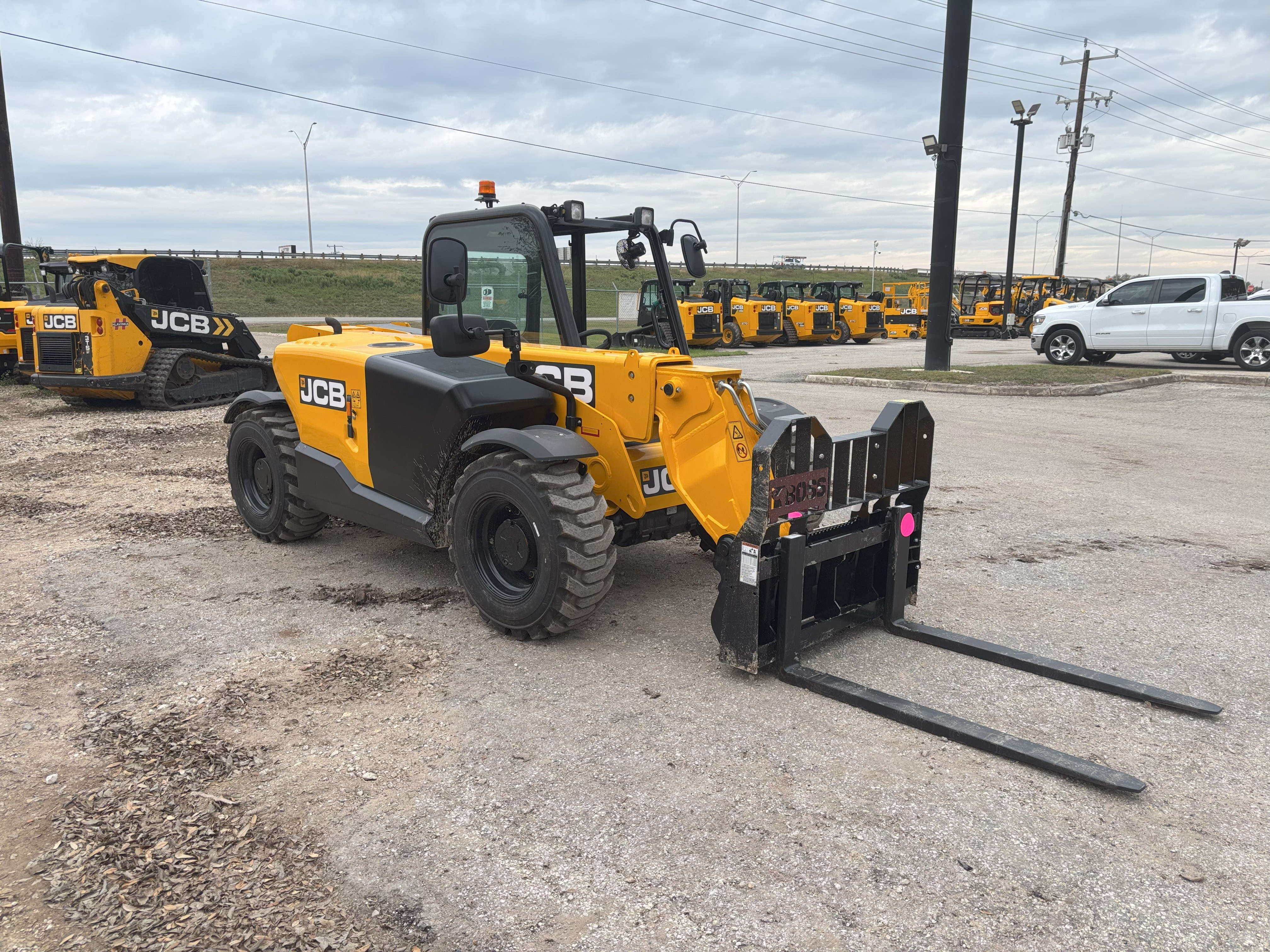 Photo of a 2026 JCB 505-20TC