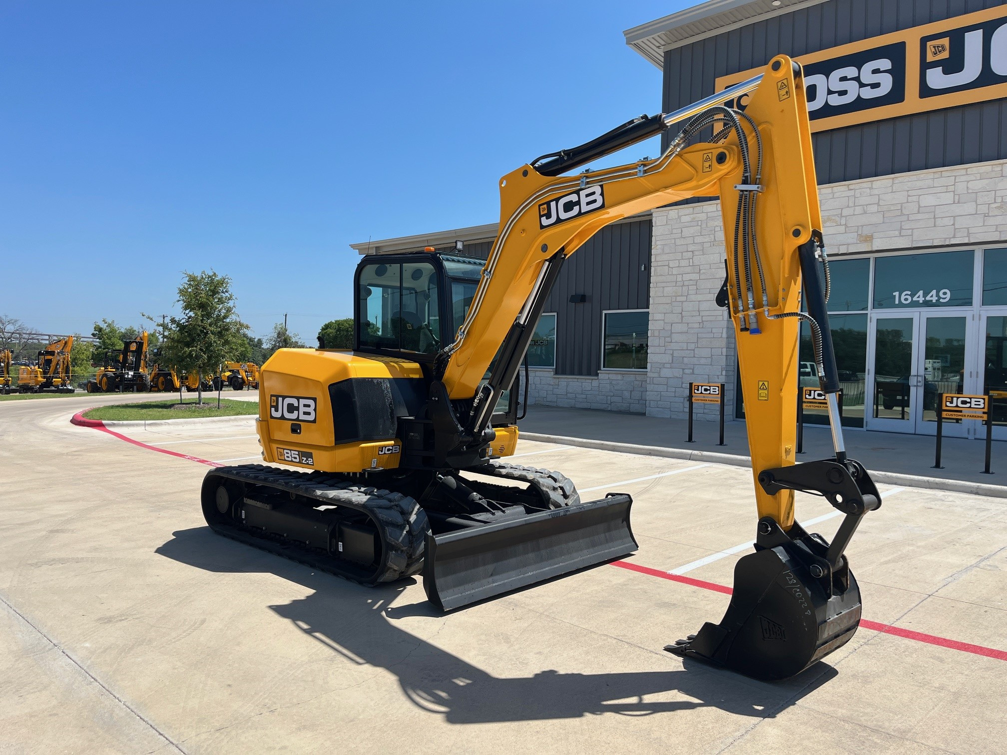 2026 JCB 85Z-2
