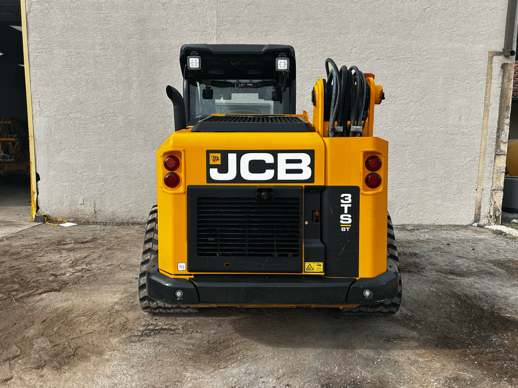 2024 JCB 3TS-8T
