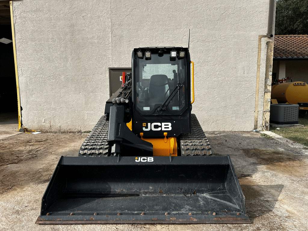 2024 JCB 3TS-8T