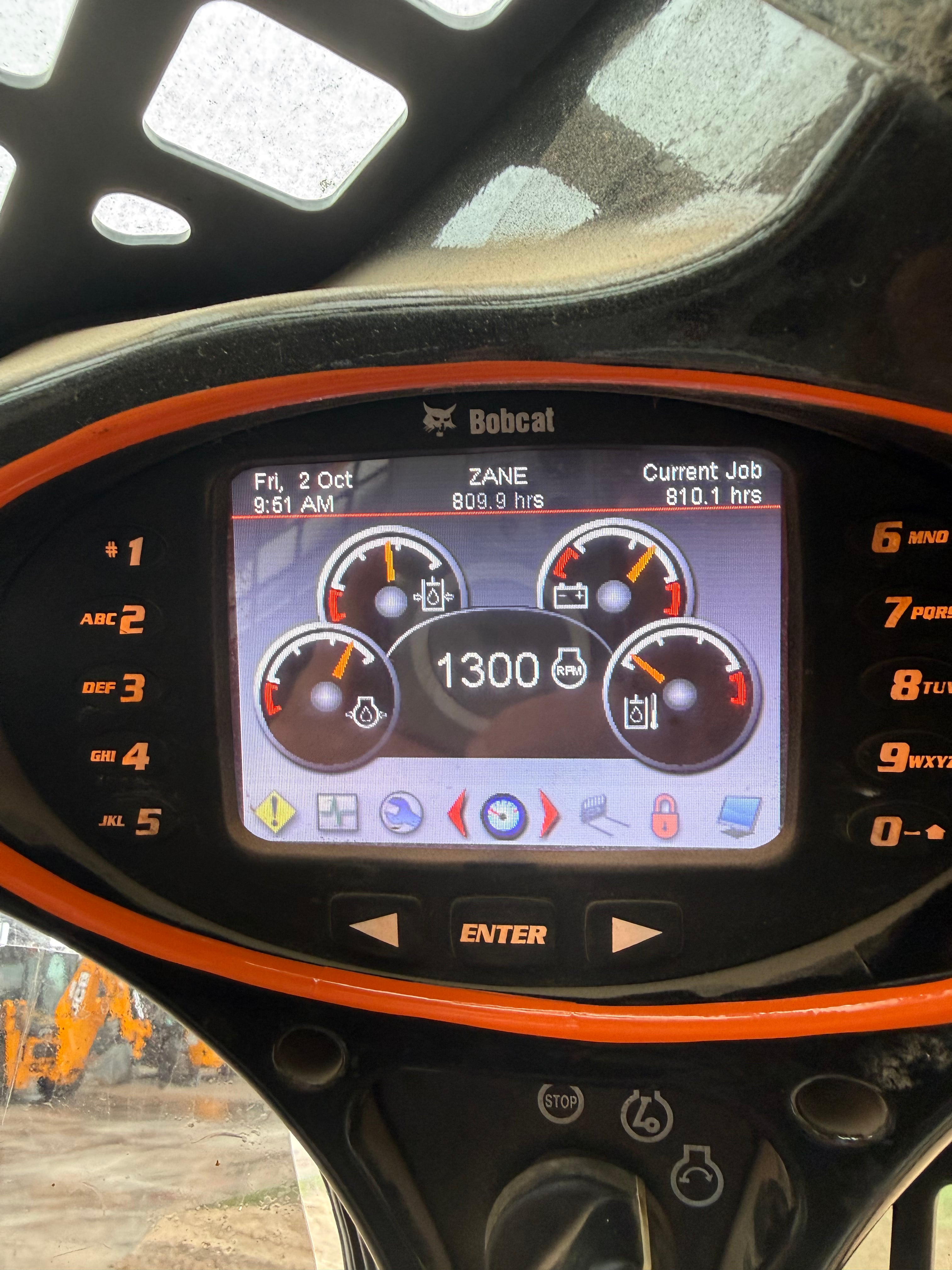 2014 Bobcat T650 (ROLLER SUSPENSION OPTION)