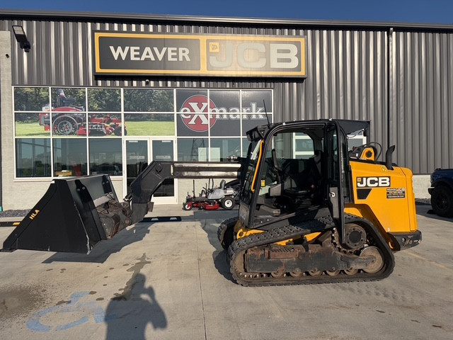 2023 JCB 3TS-8T
