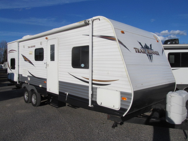 Used, 2013, Heartland, Trail Runner 27FQBS, Travel Trailers