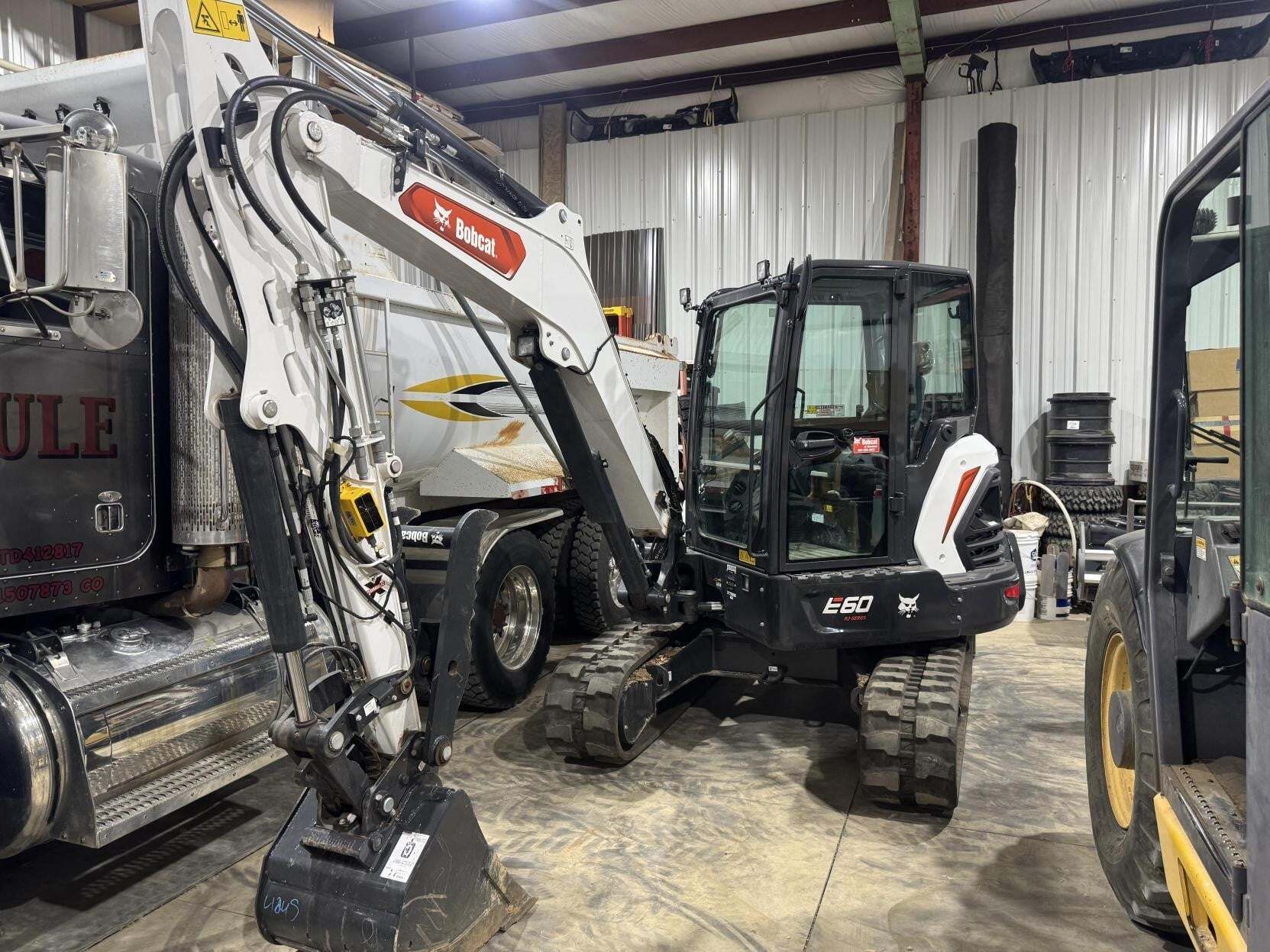 Photo of a 2023 Bobcat E60R2