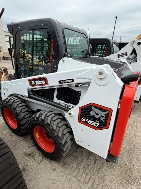 2026 Bobcat S450