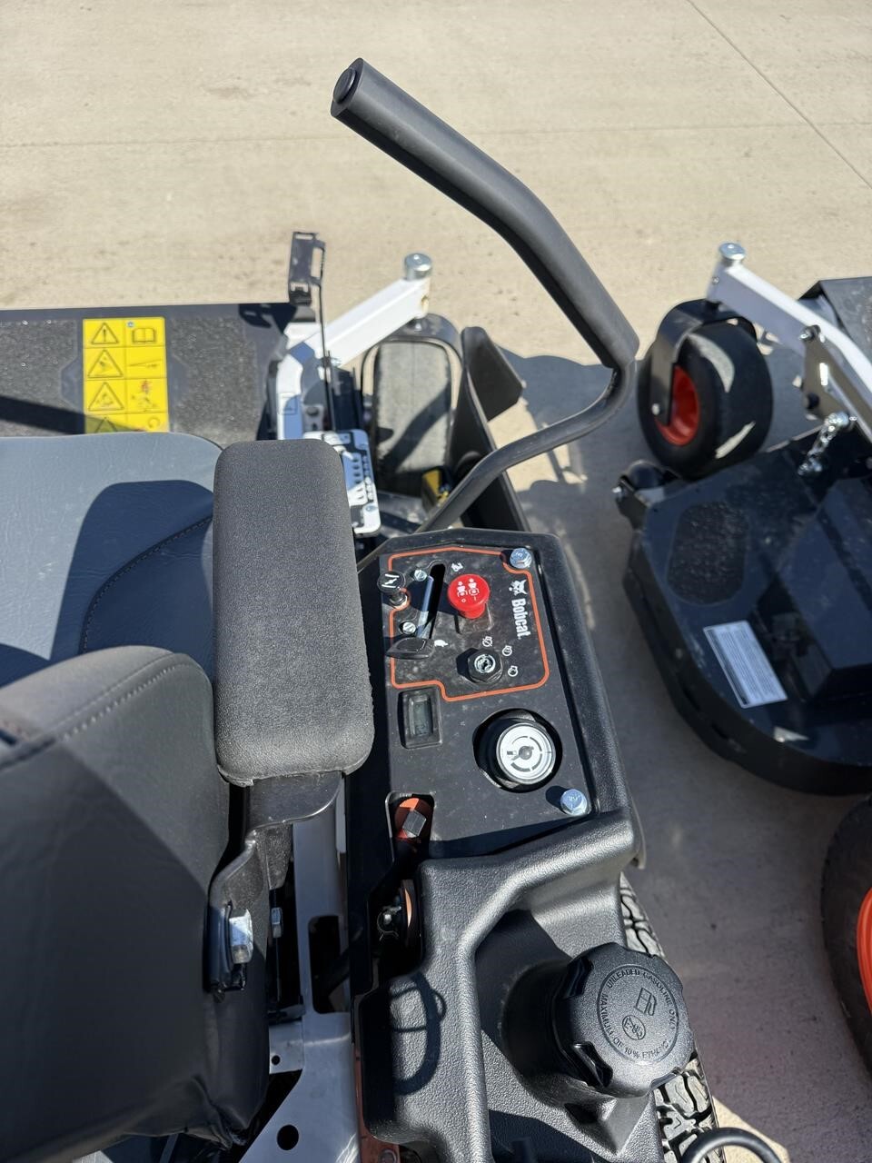 2025 Bobcat ZT3500
