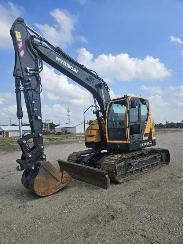 Photo of 2023 Hyundai HX145A LCR