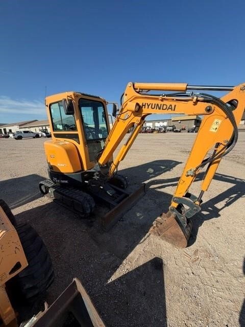 2015 Hyundai ROBEX 25Z-9AK