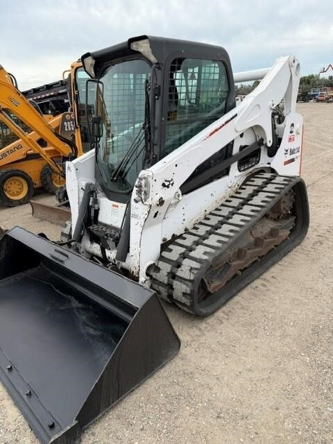 2016 Bobcat T740