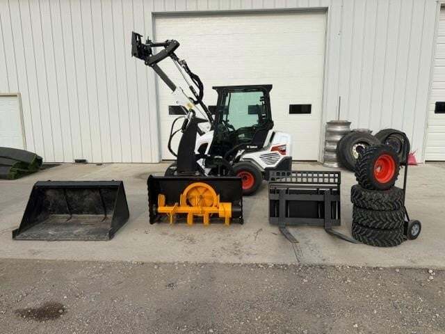 2023 Bobcat L28