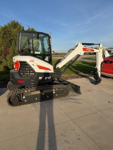 2026 Bobcat E40