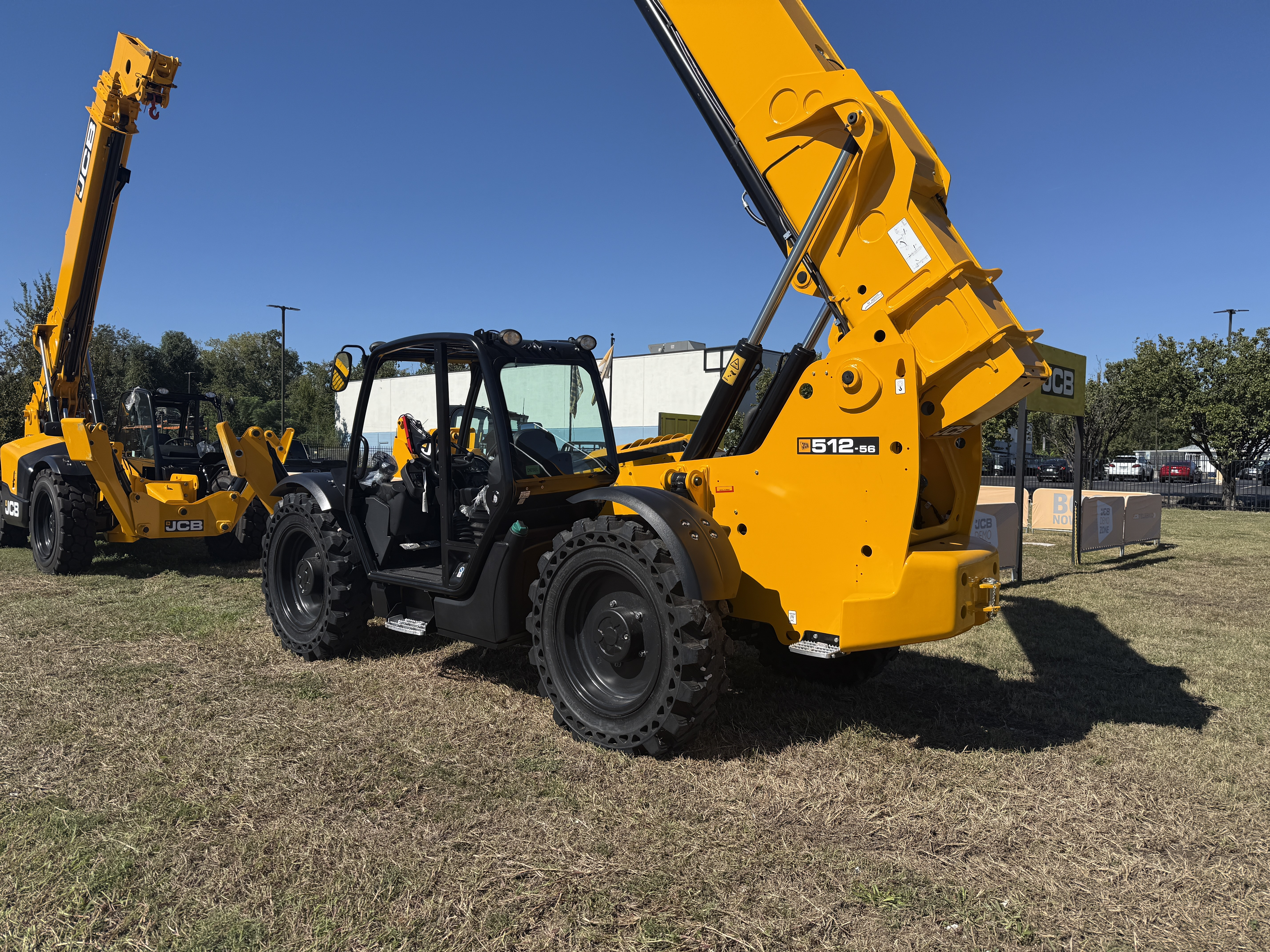 2025 JCB 512-56