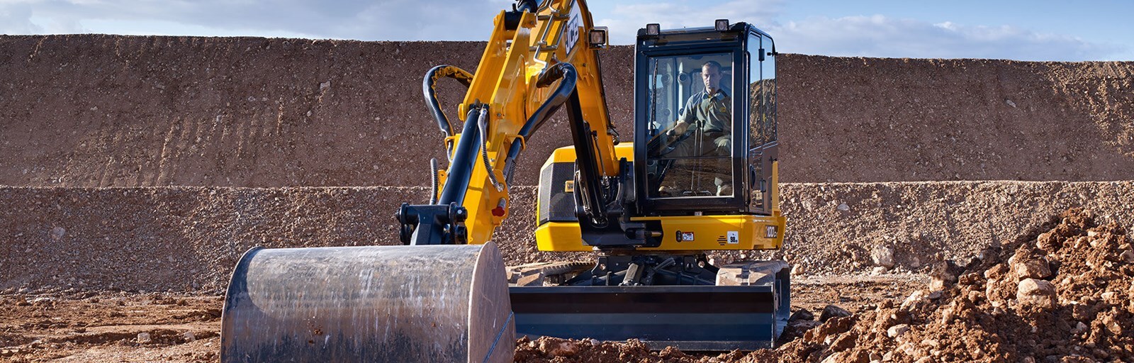 2026 JCB 100C-2