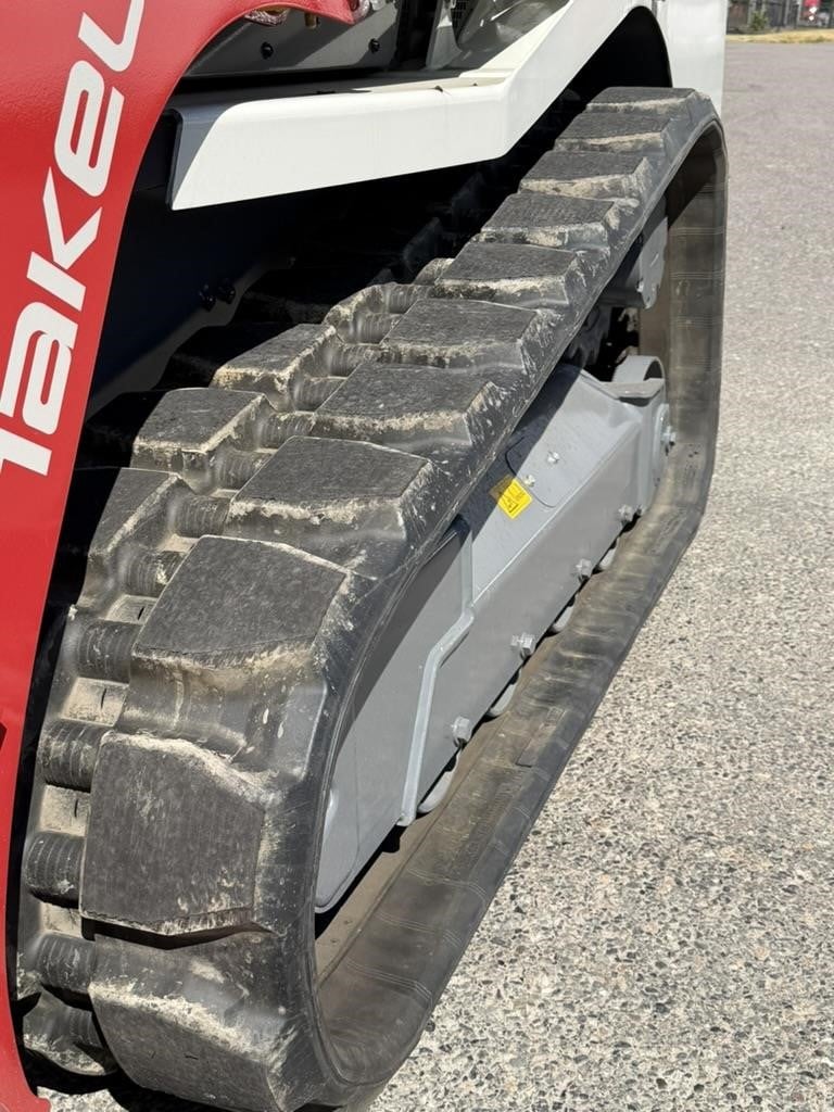 2025 Takeuchi TL8R2