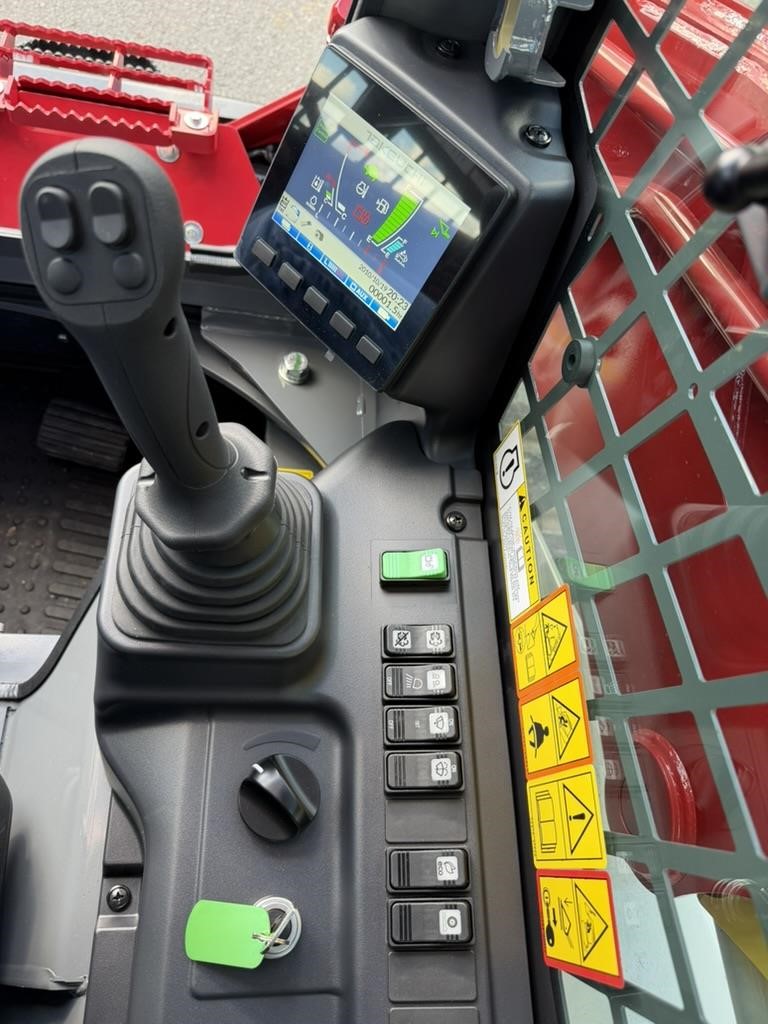 2026 Takeuchi TL12R2