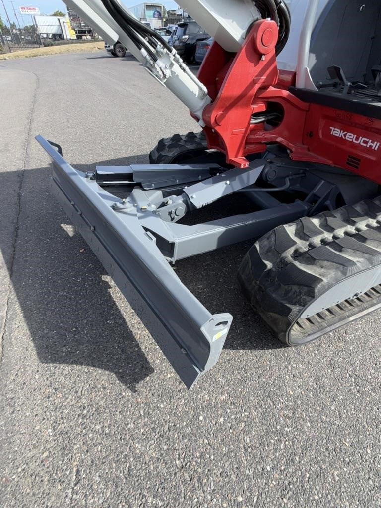 2026 Takeuchi TB260